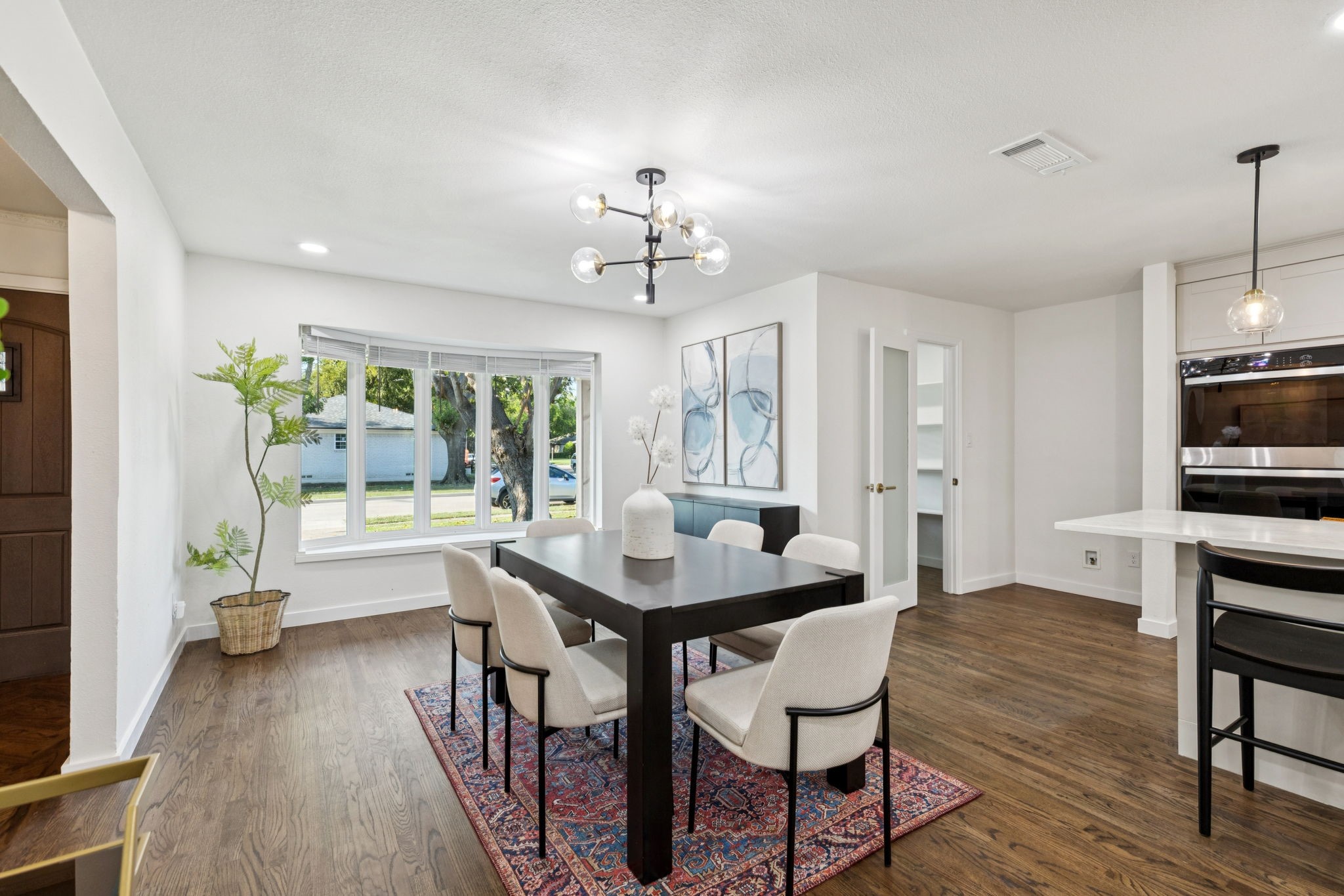 5509 Enchanted Lane