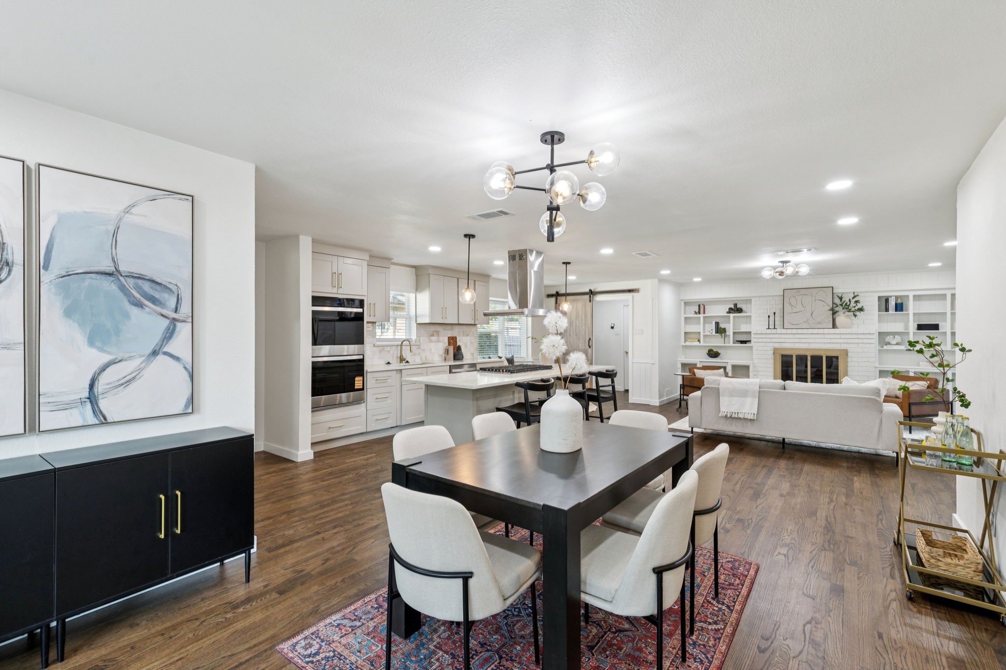 5509 Enchanted Lane
