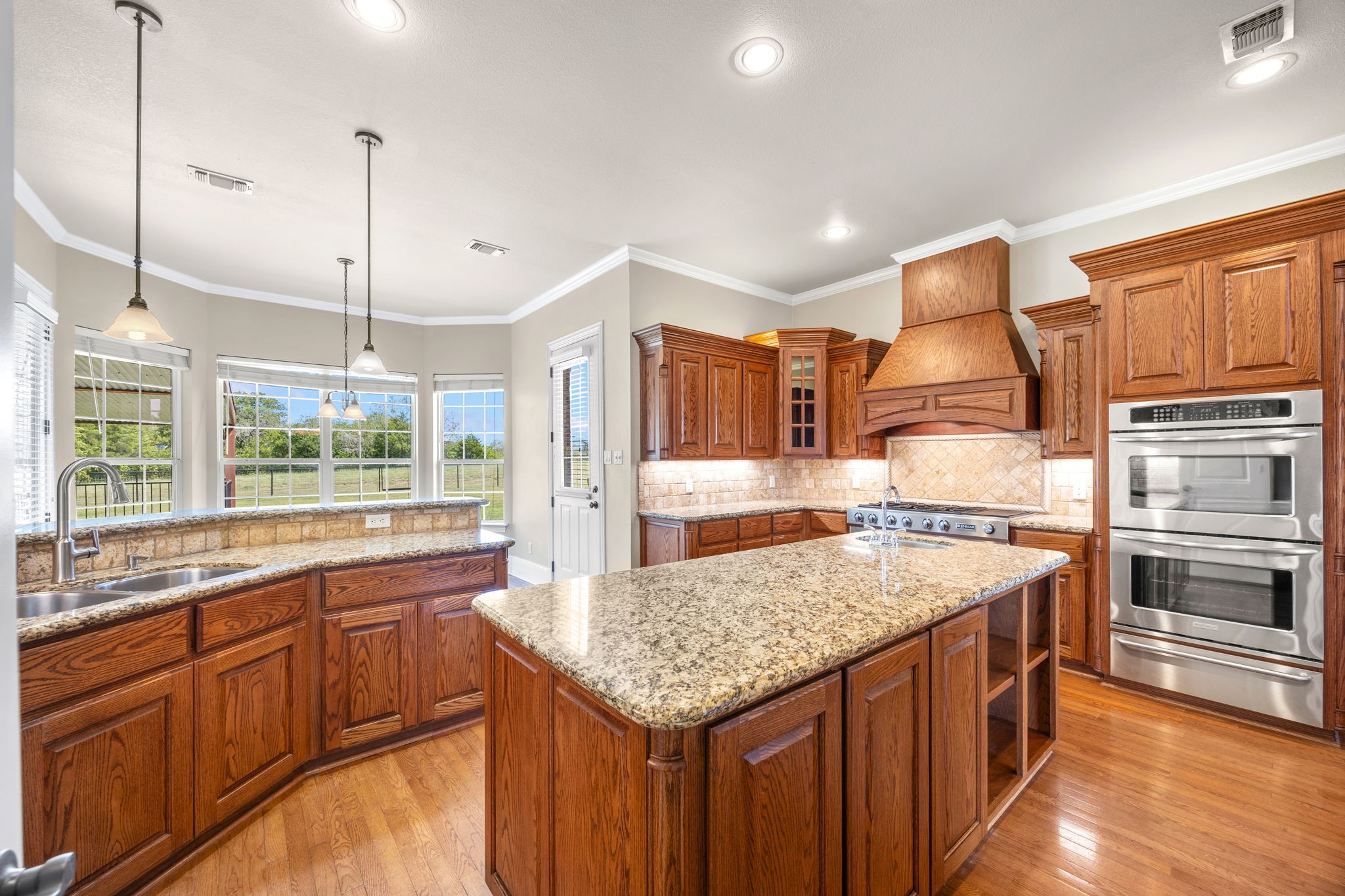 3813 County Road 2212