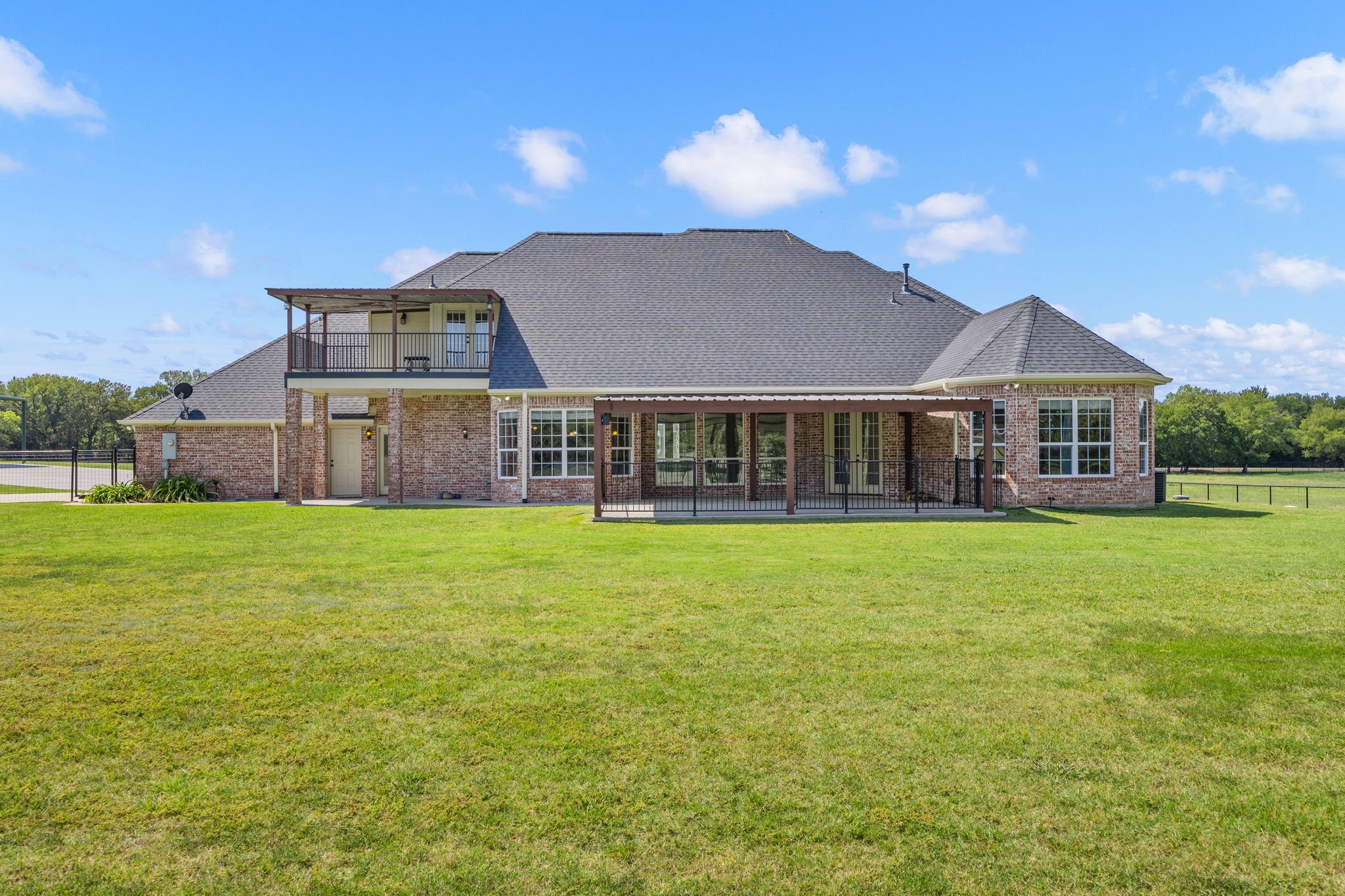 3813 County Road 2212