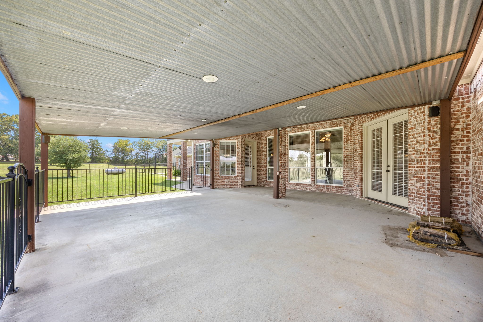 3813 County Road 2212