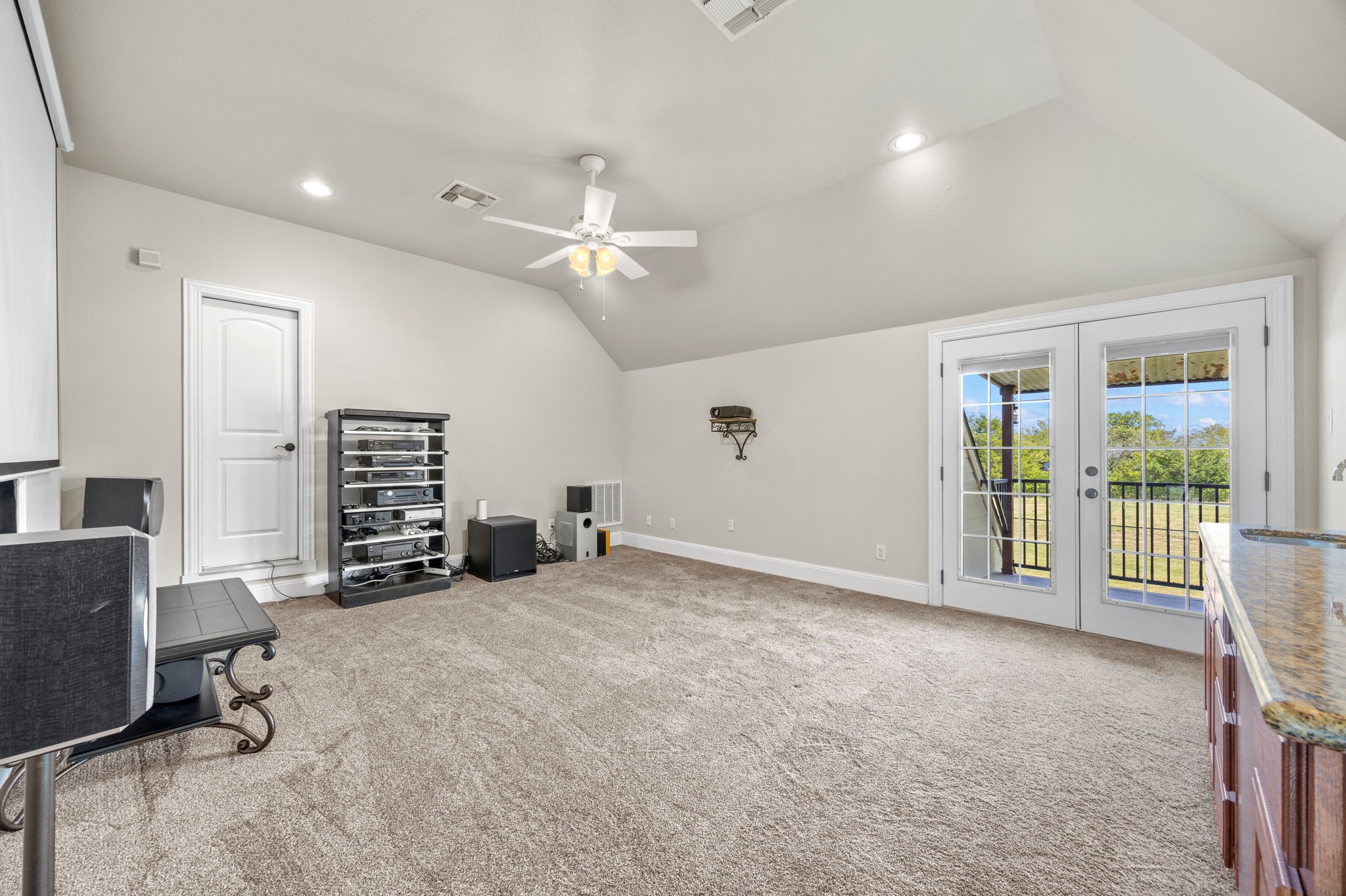 3813 County Road 2212