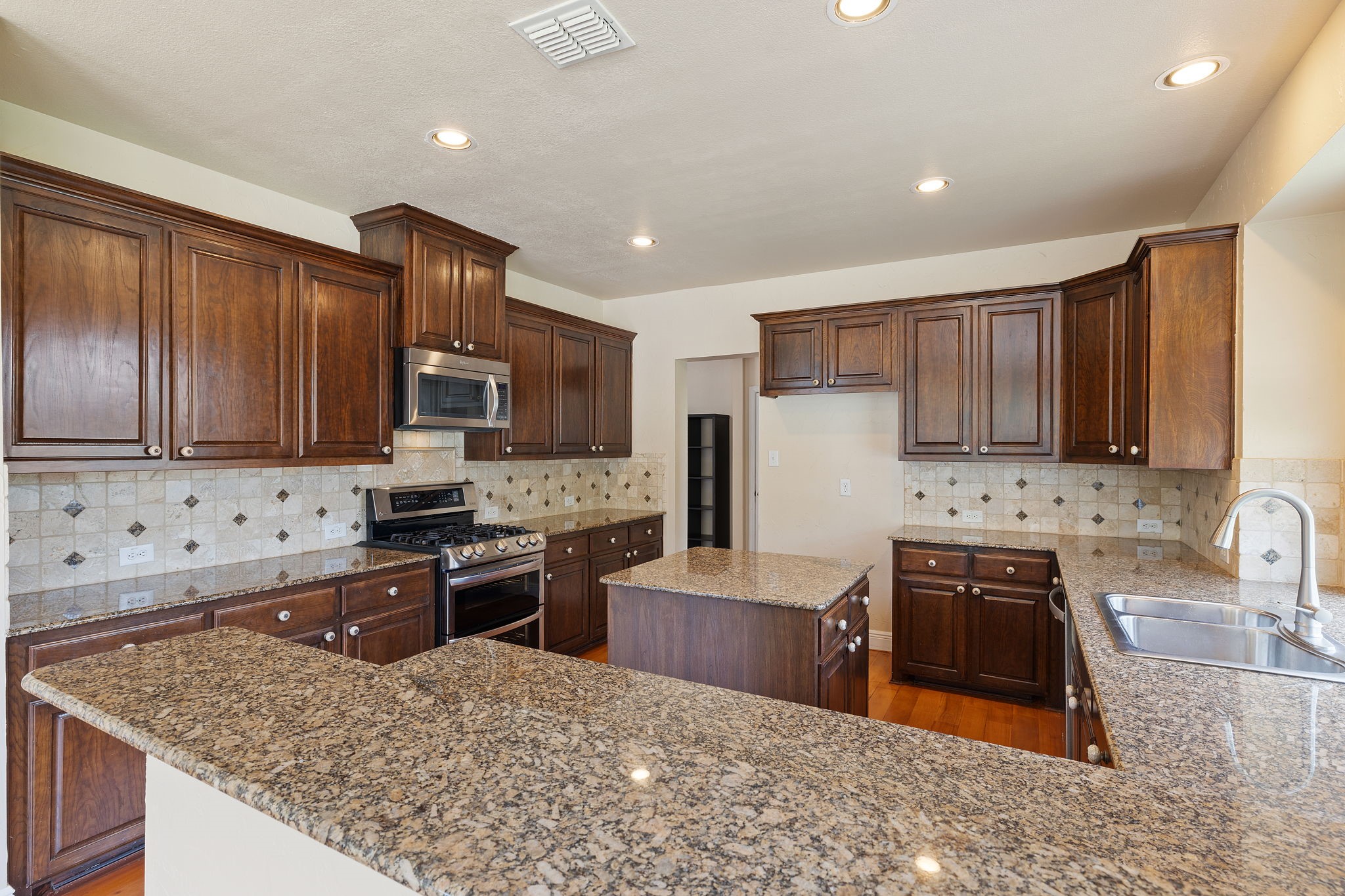 2011 Teasbend Lane