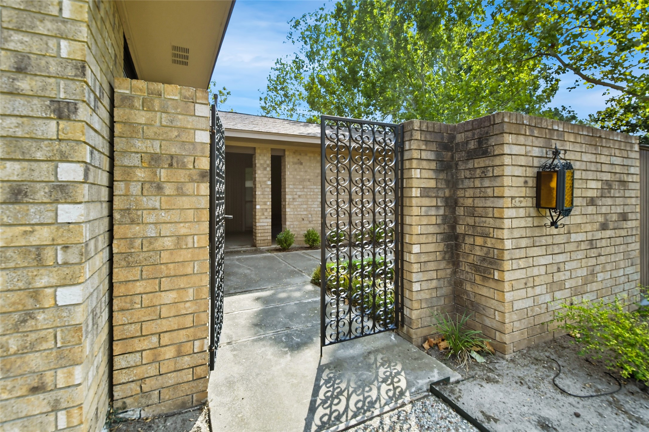 414 Willow Way