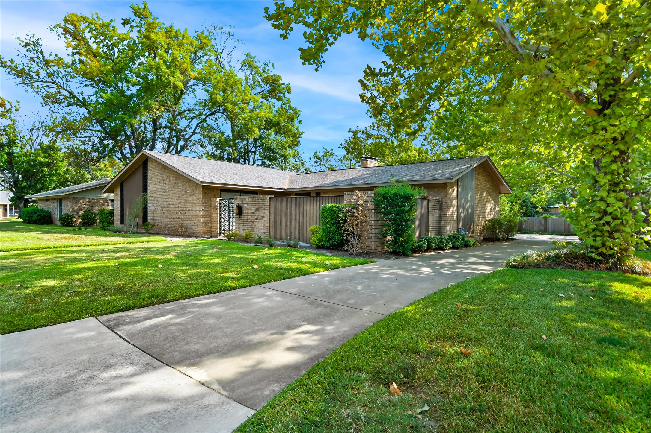 414 Willow Way