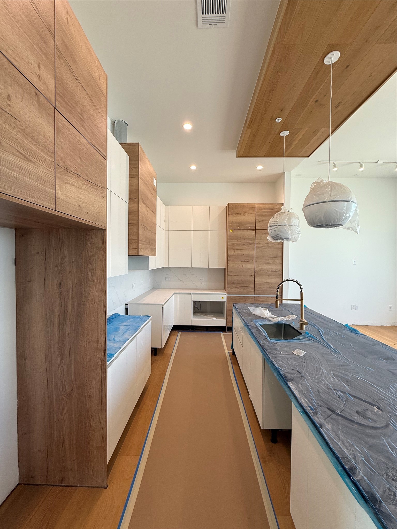 1111 Raiford Road 109
