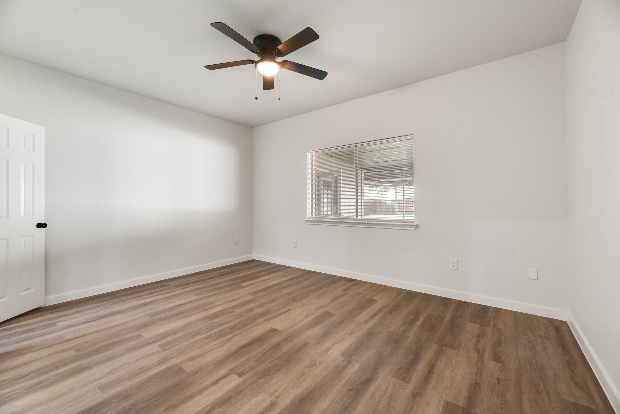 9566 Plainview Road