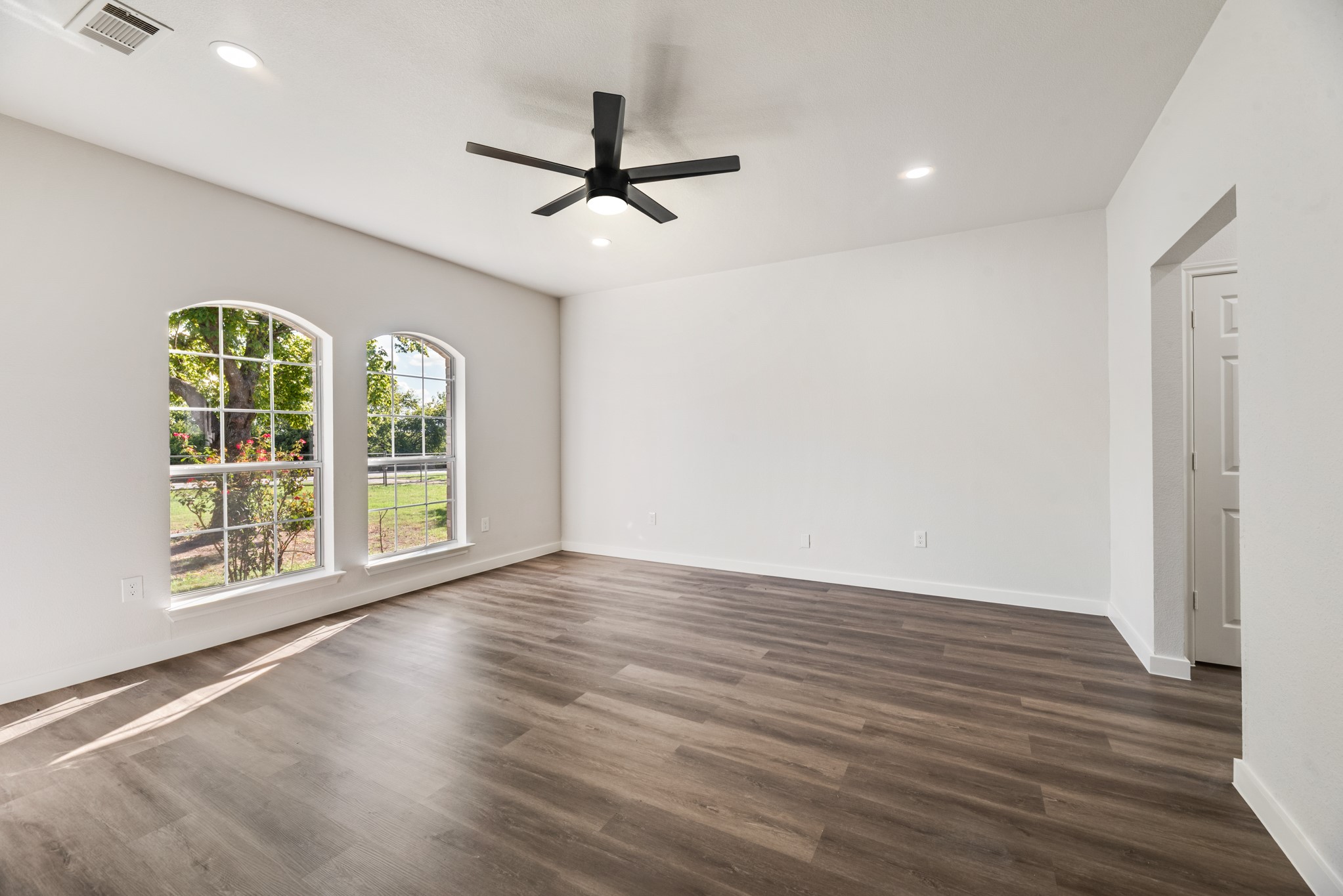 9566 Plainview Road