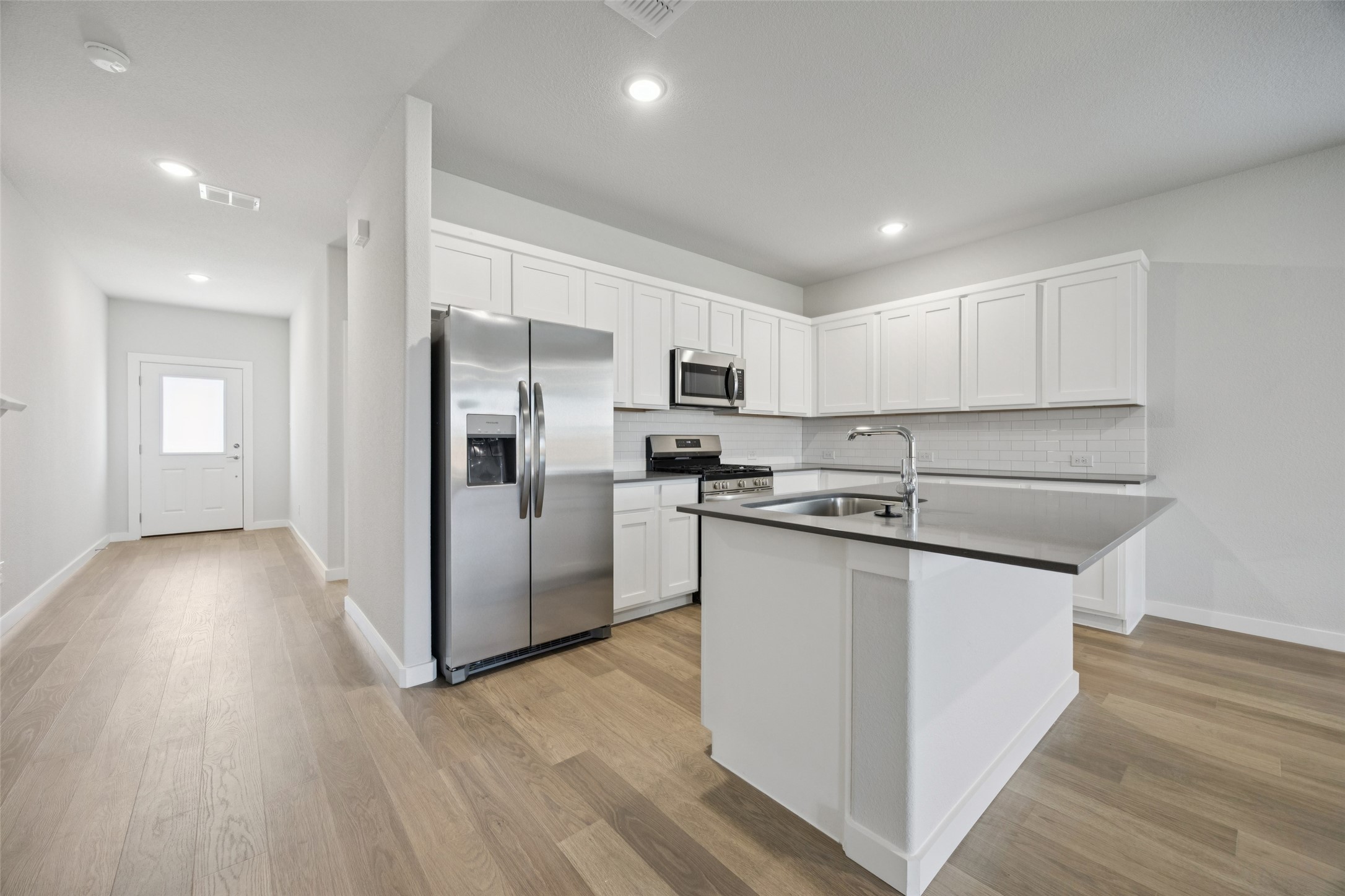518 Regency Court