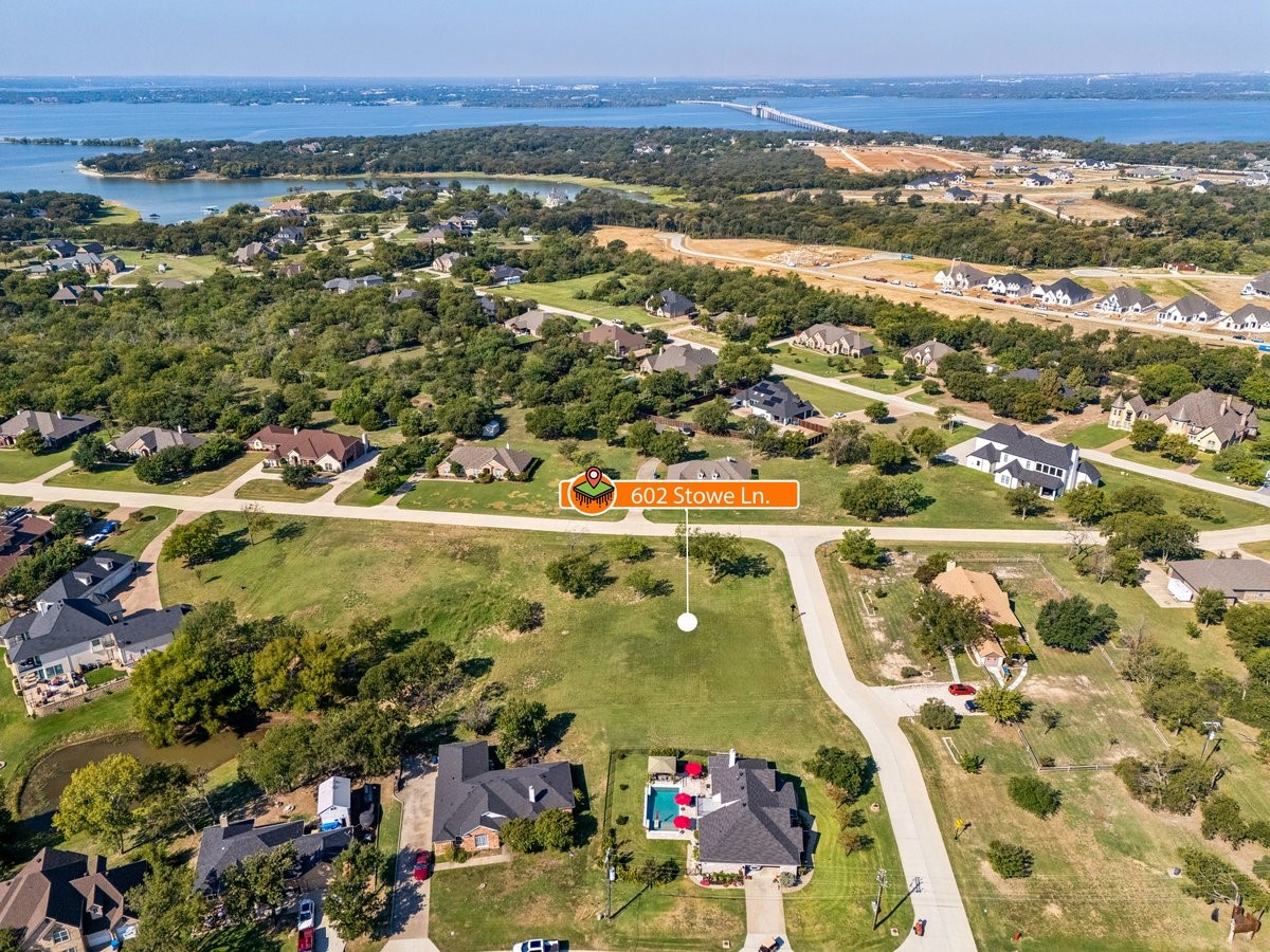 602 Stowe Lane