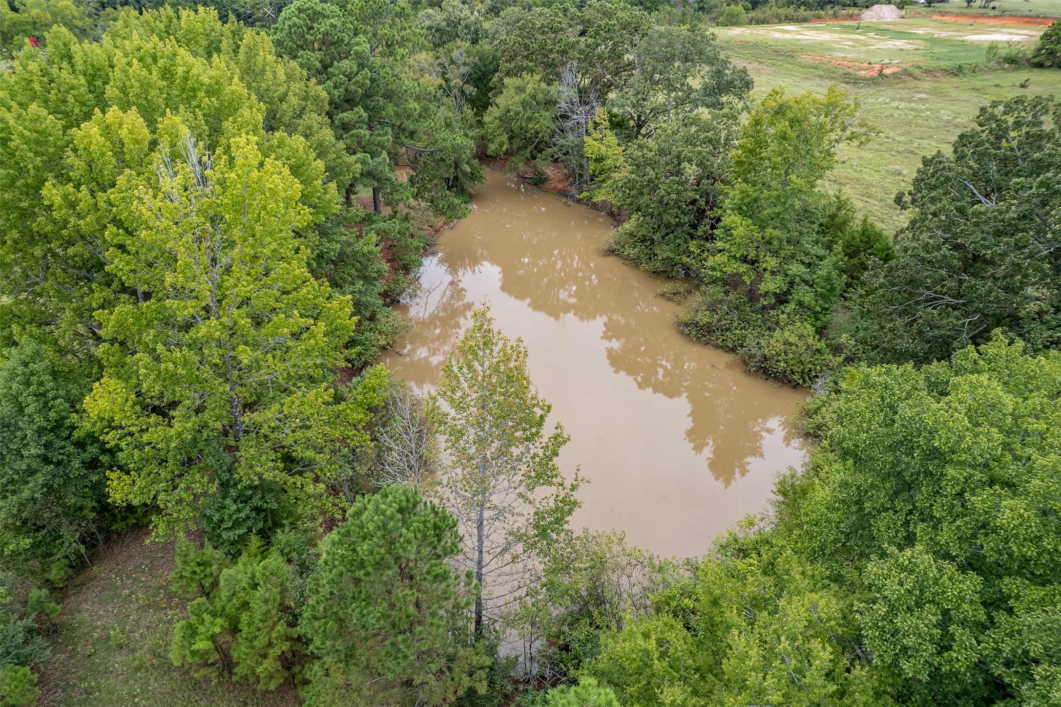 3015 E US Highway 80