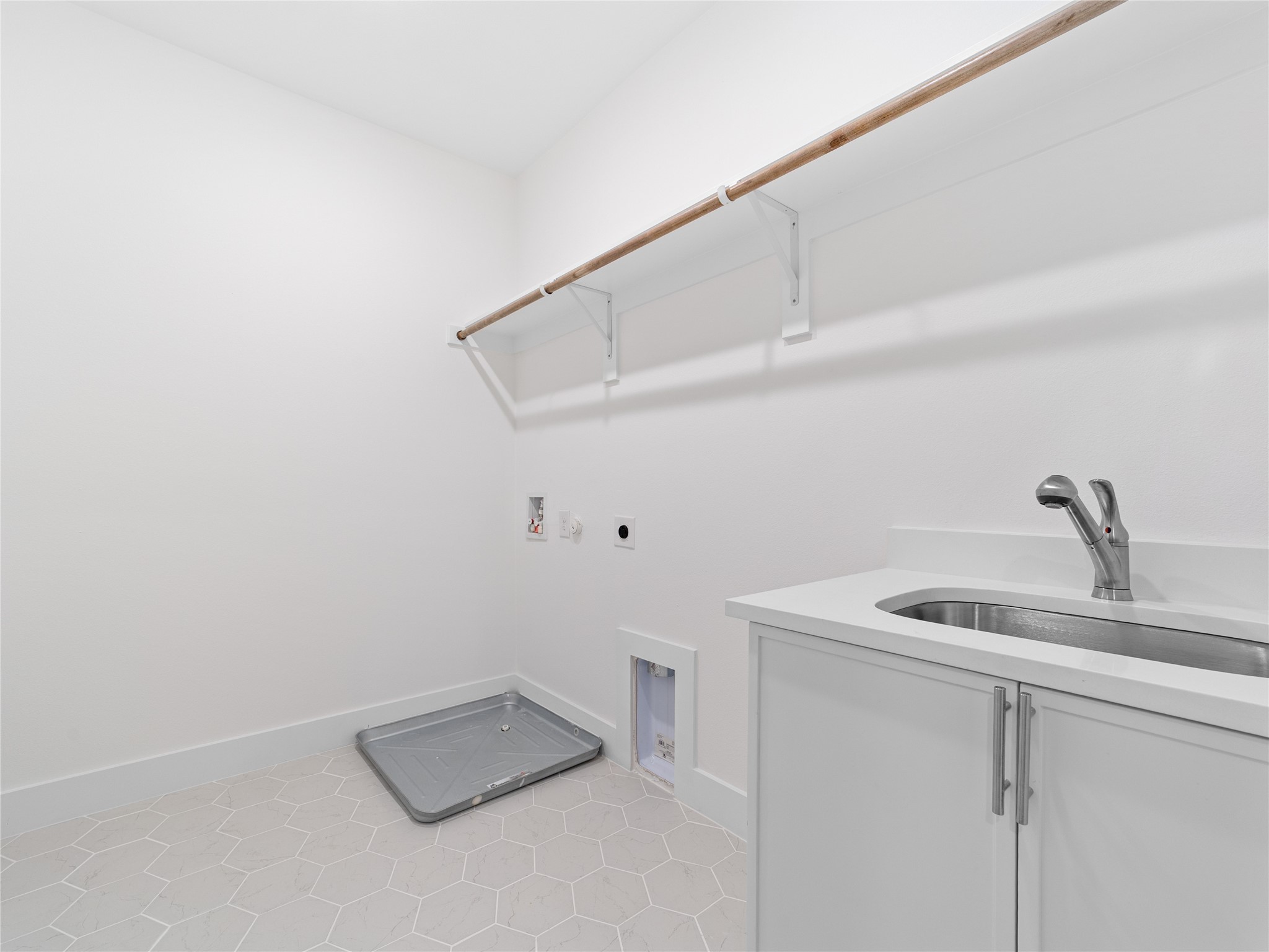 426 Martinique Avenue