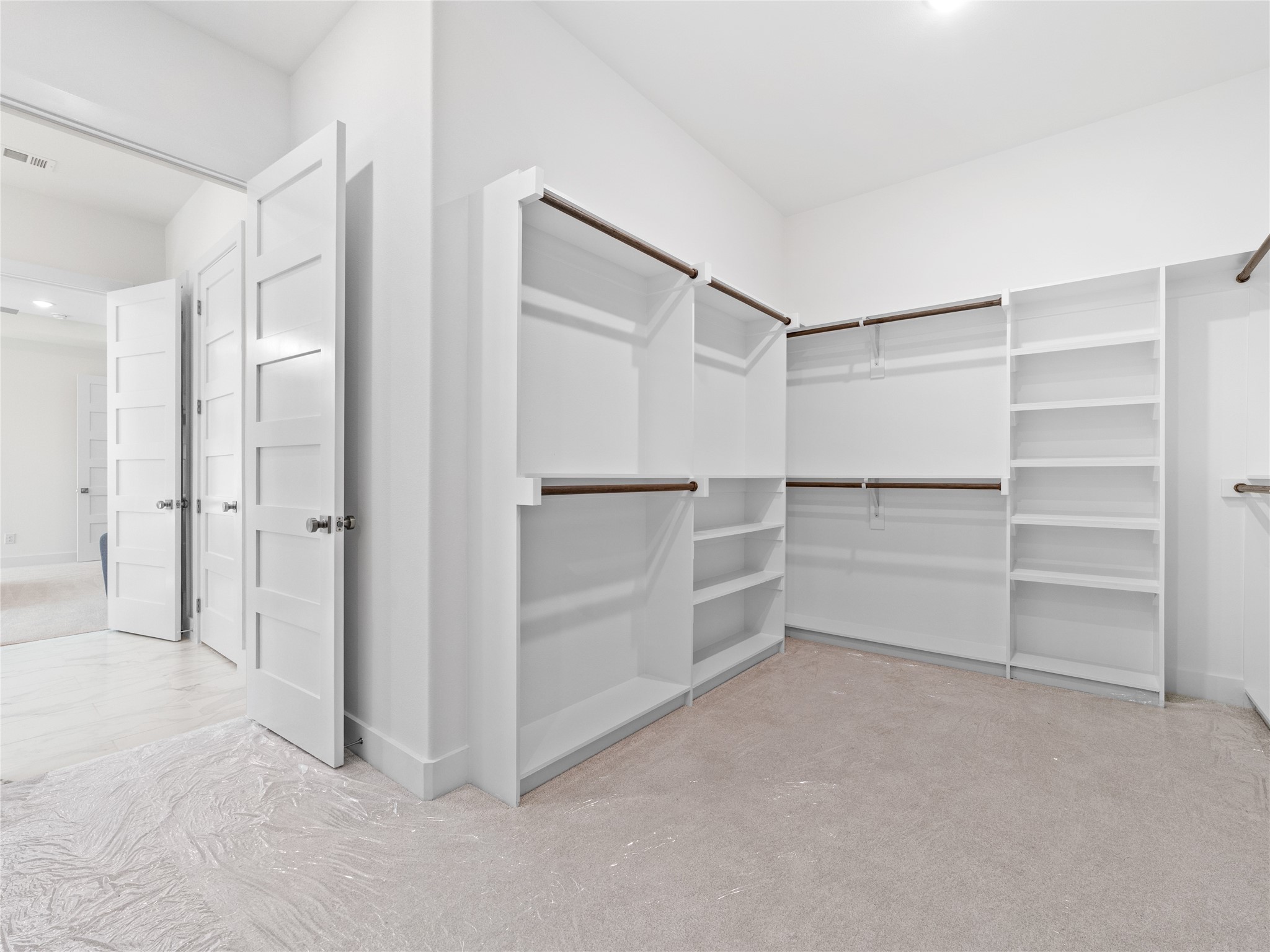 426 Martinique Avenue