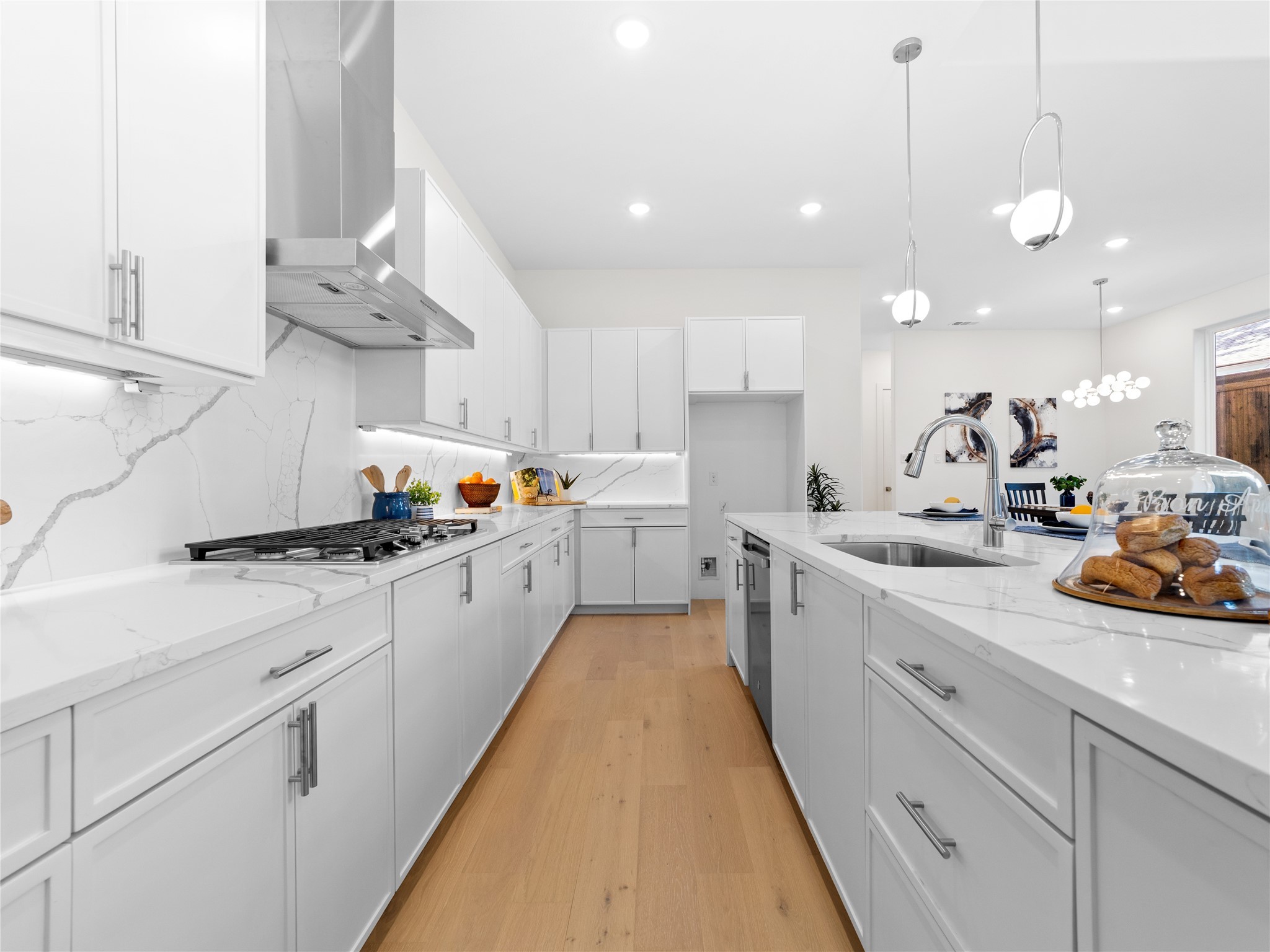 426 Martinique Avenue