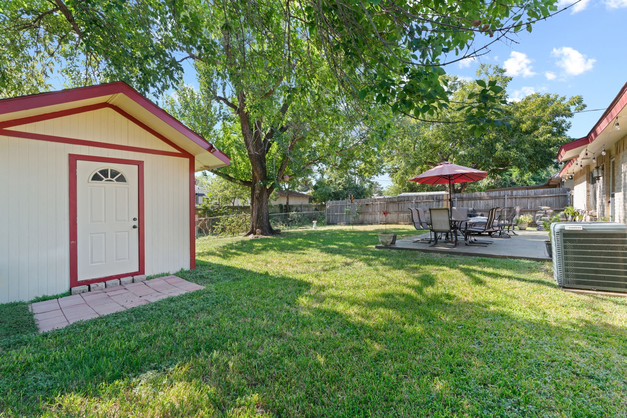 960 Ashwood Drive
