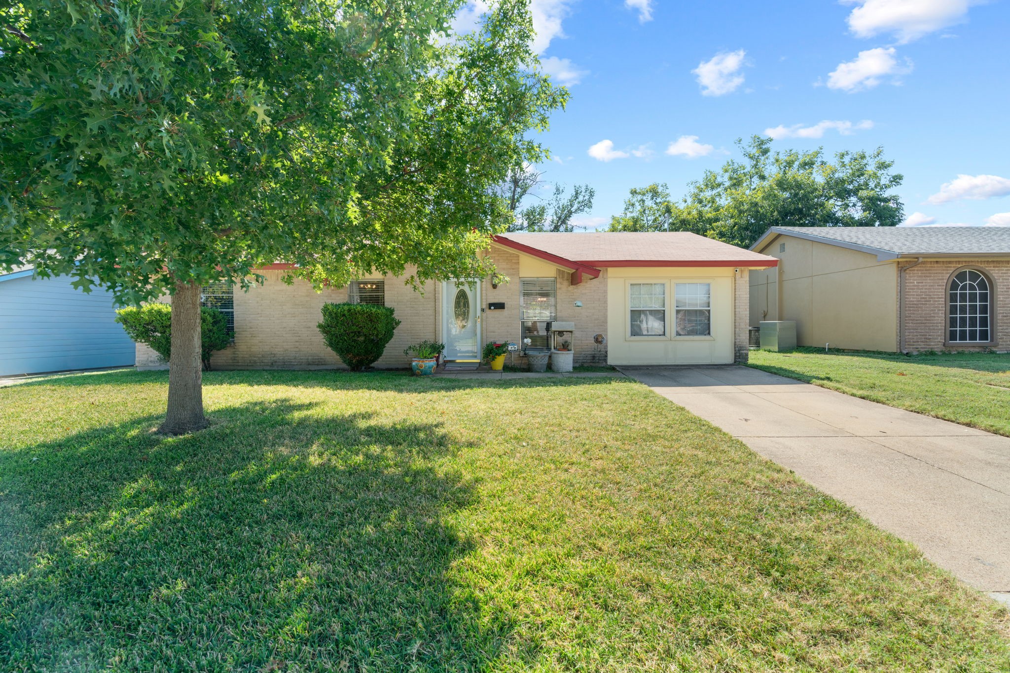 960 Ashwood Drive