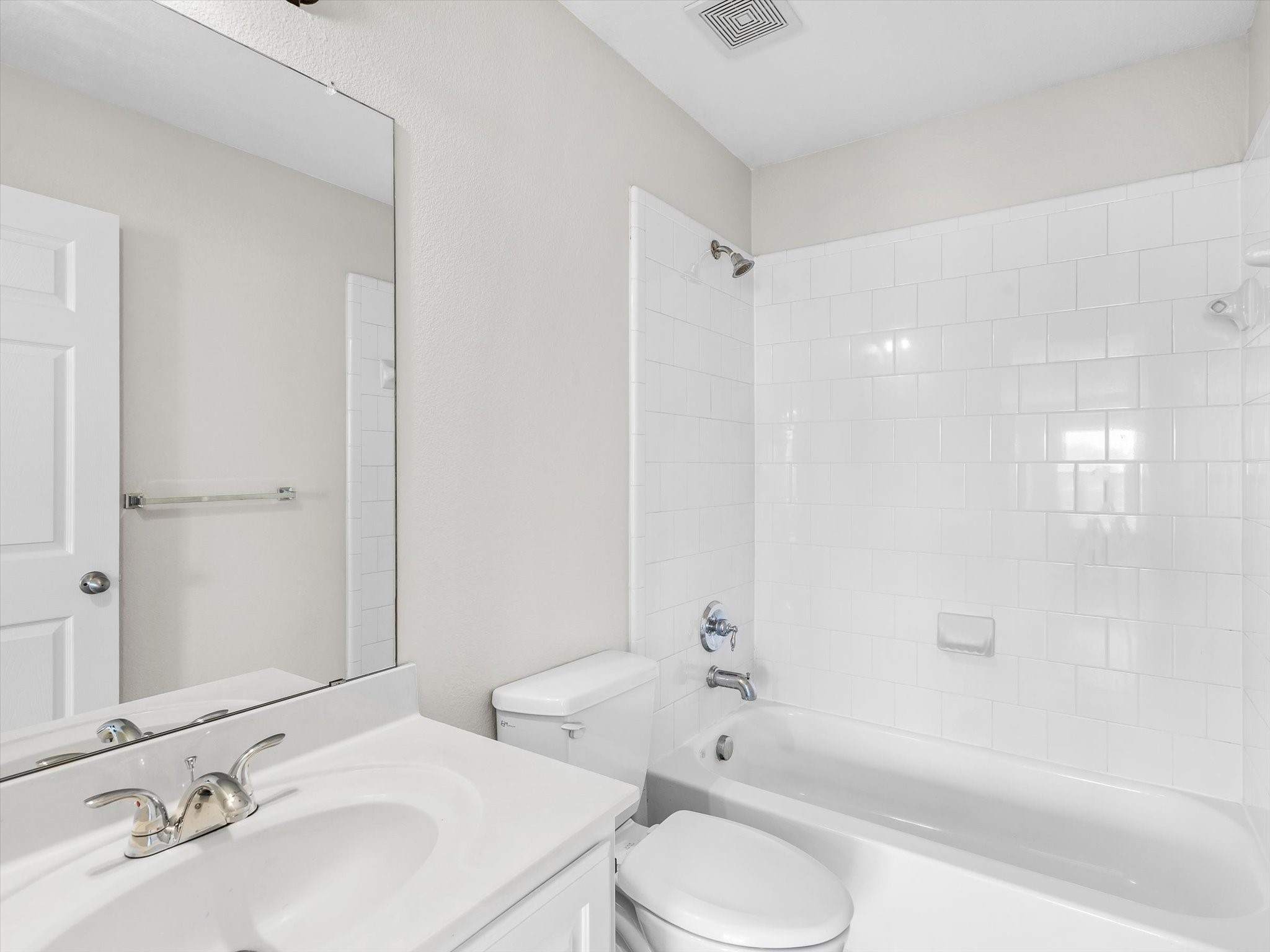 5113 Sweetgum Court