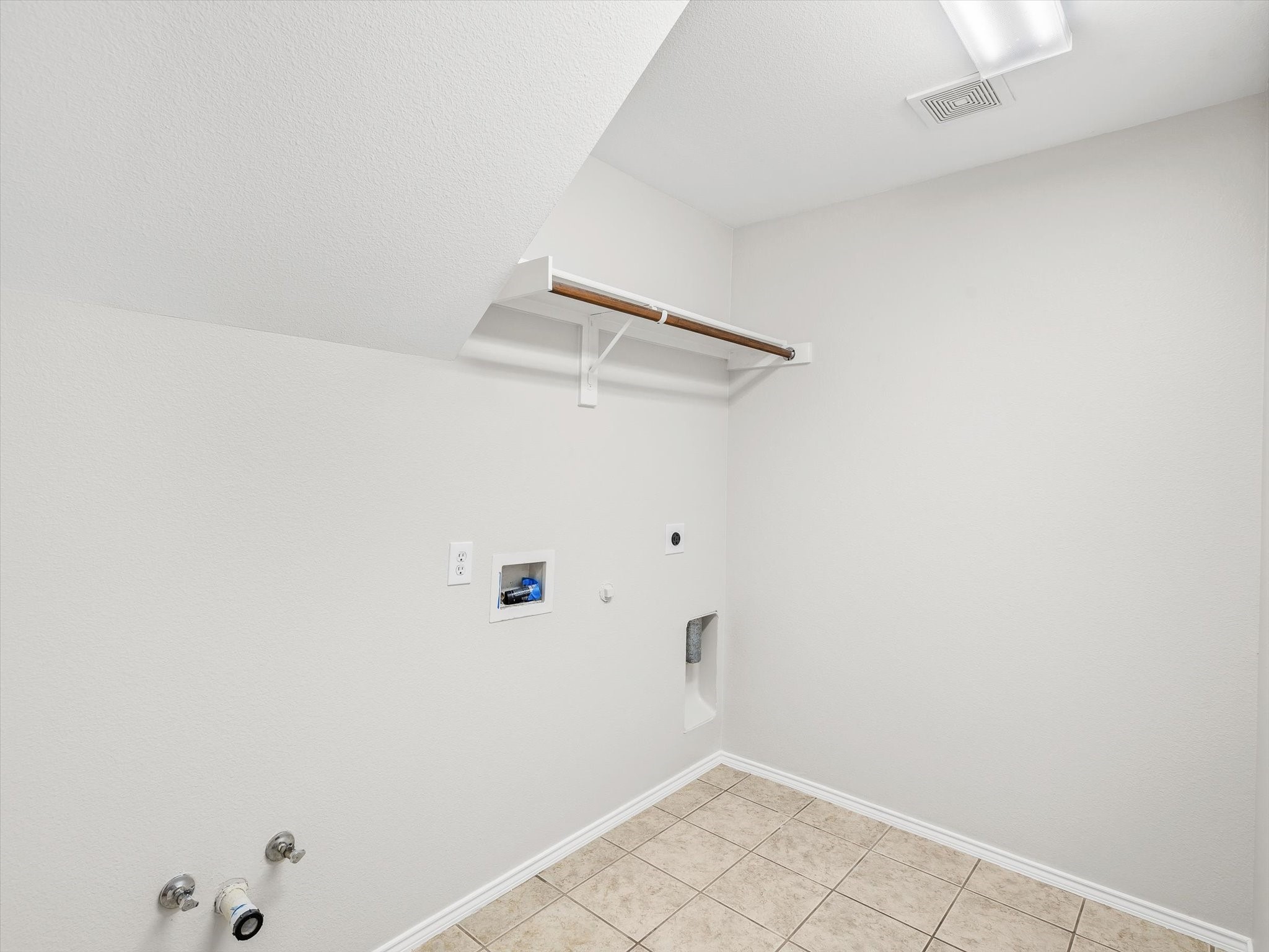 5113 Sweetgum Court