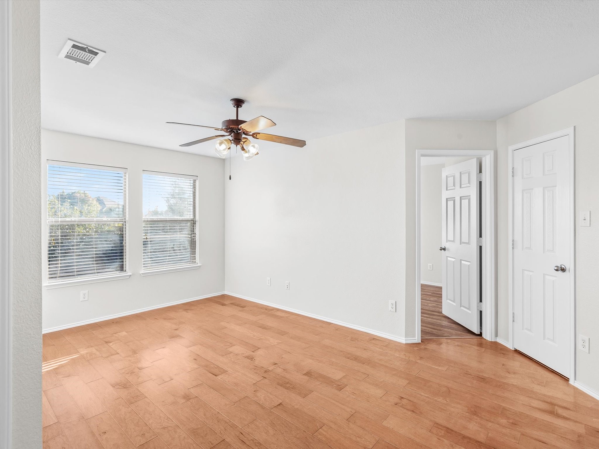 5113 Sweetgum Court