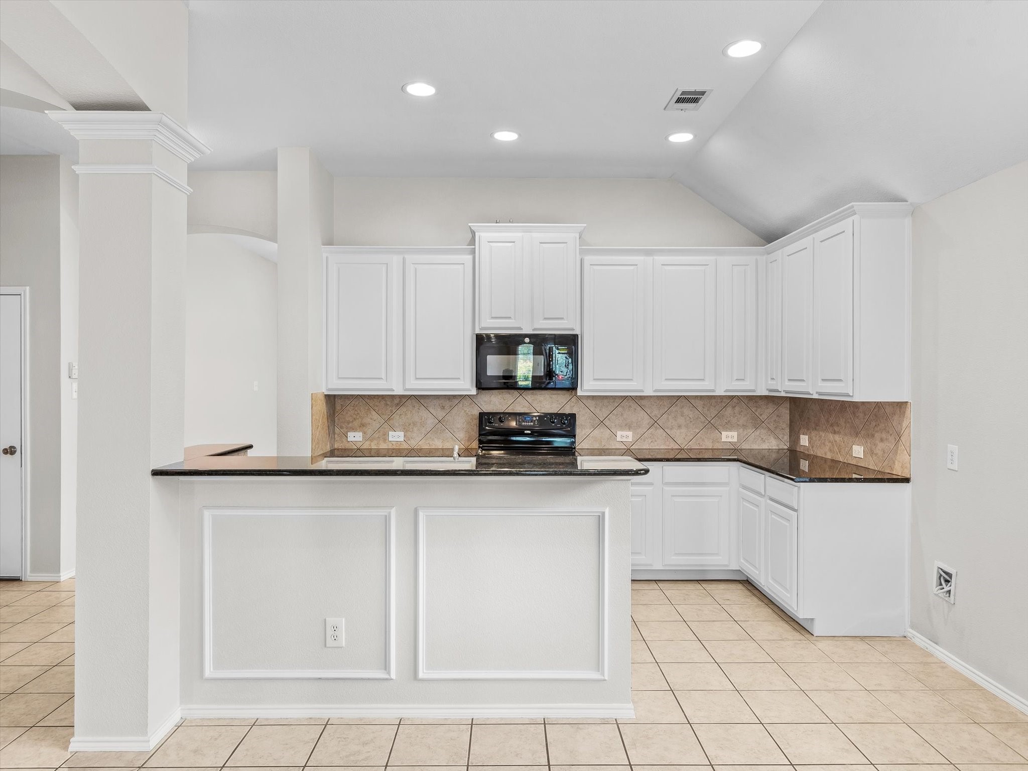 5113 Sweetgum Court