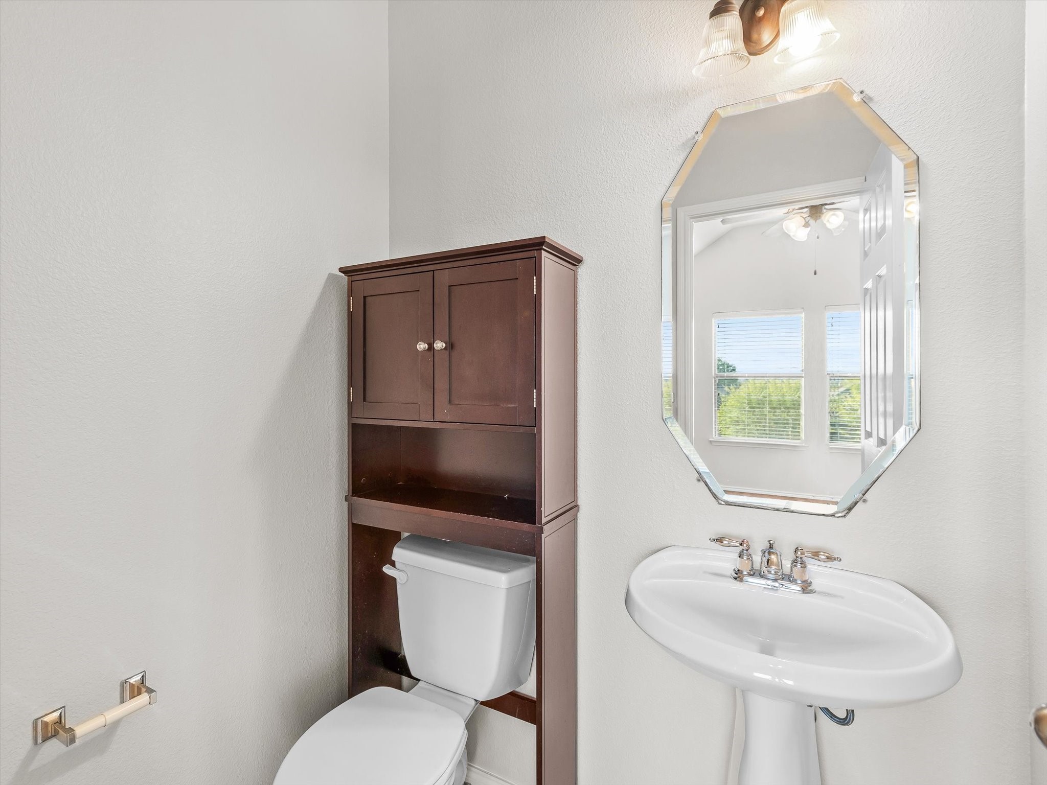 5113 Sweetgum Court