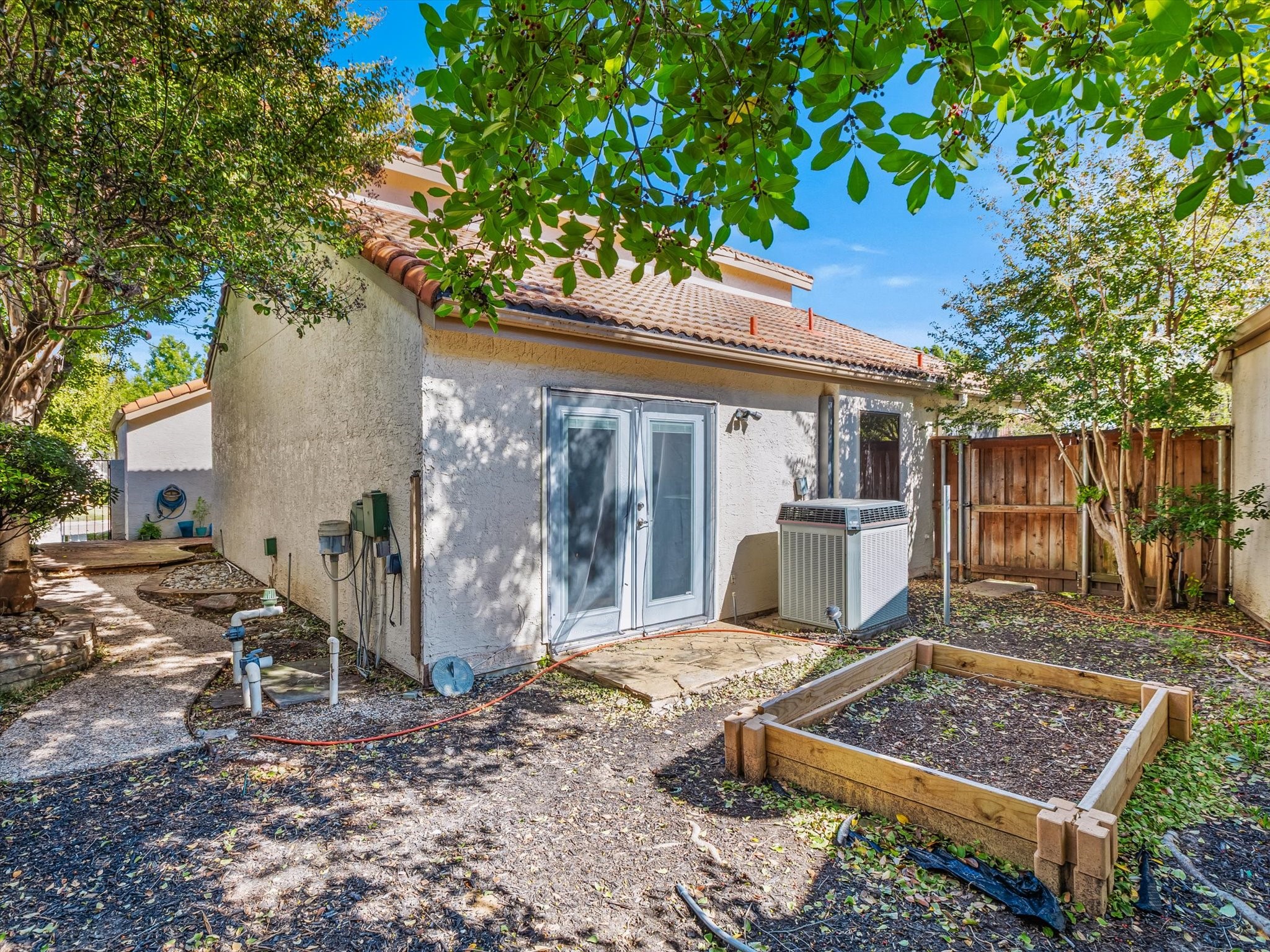 601 Fiesta Circle