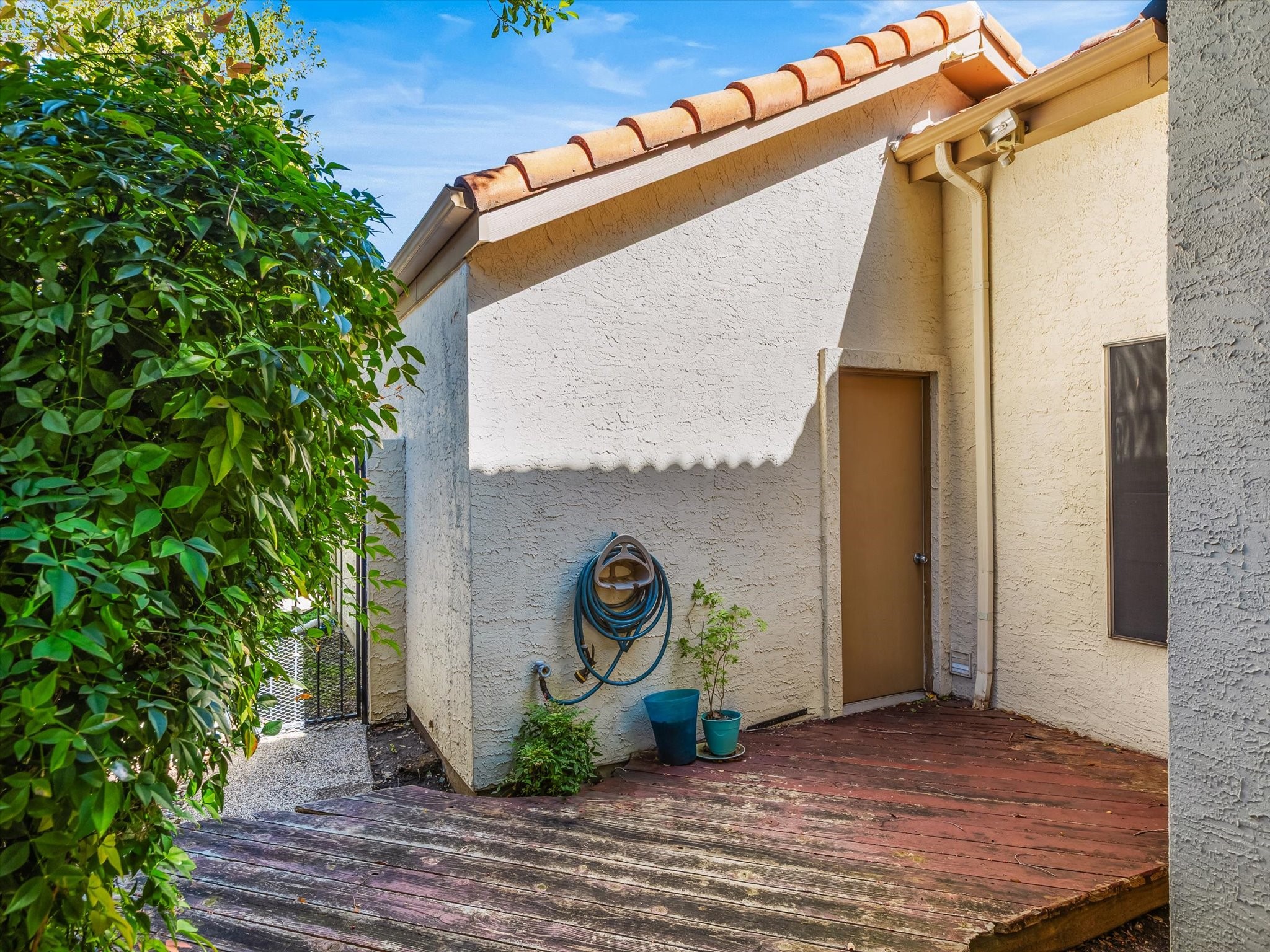 601 Fiesta Circle