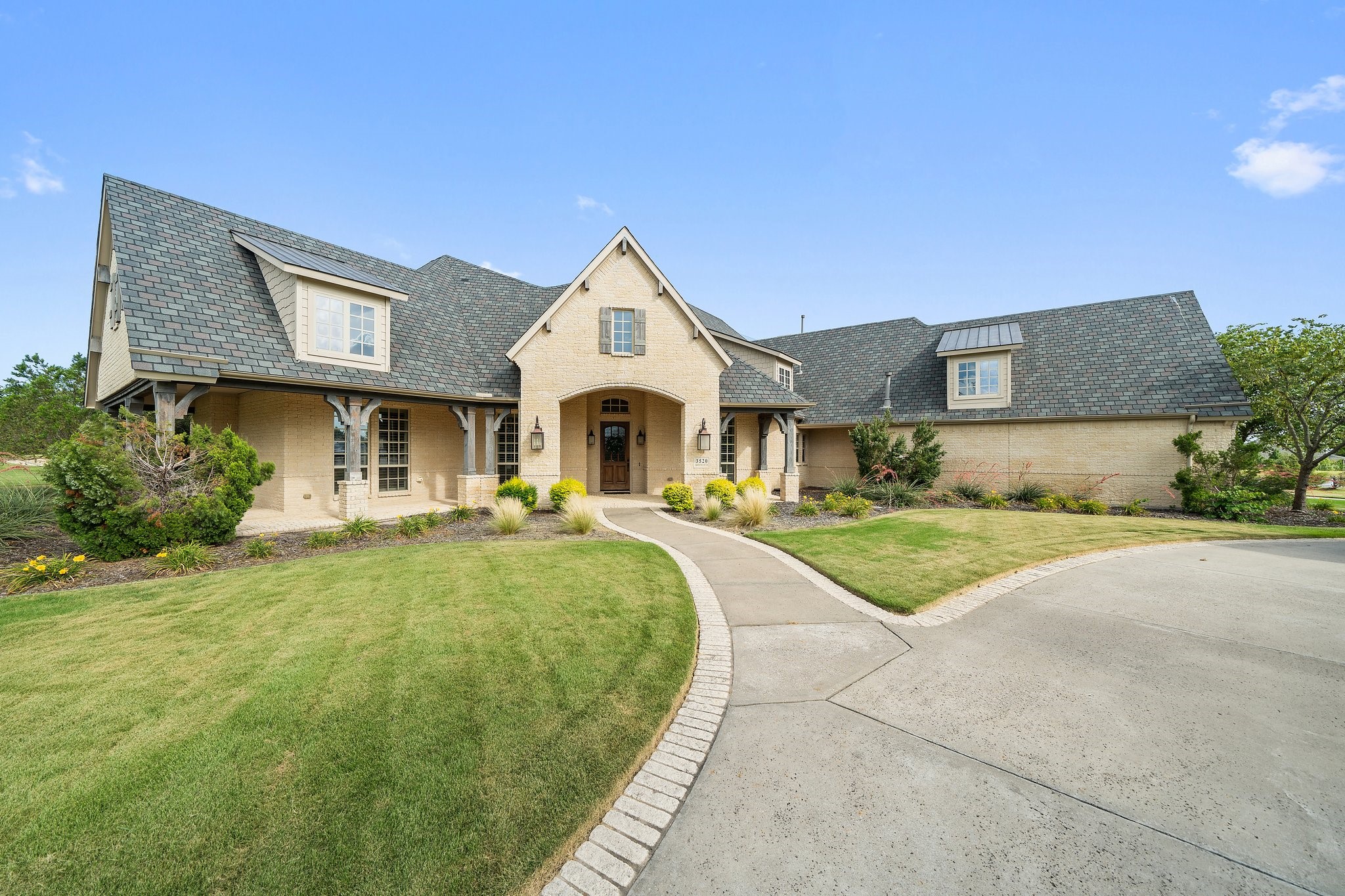 3520 Amberwood Lane