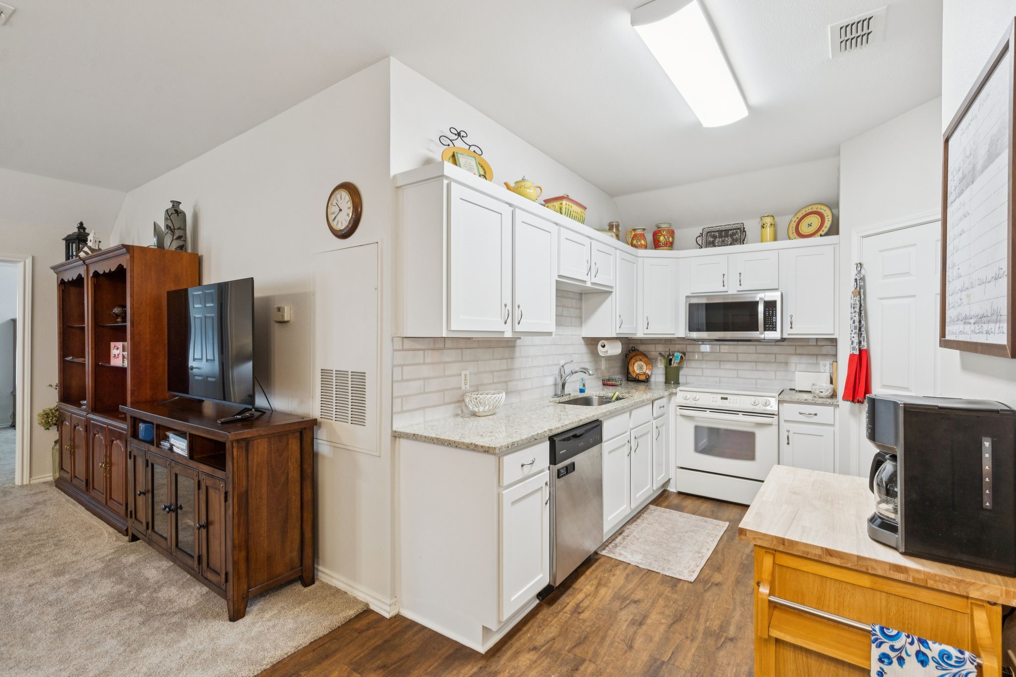 111 Royal Crest Court