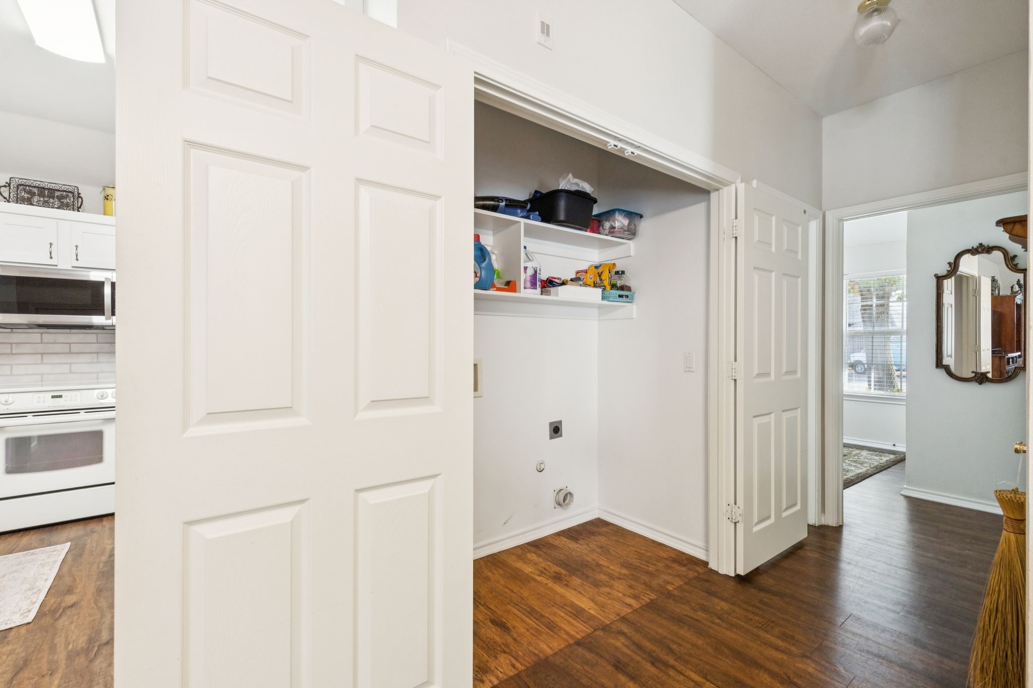 111 Royal Crest Court