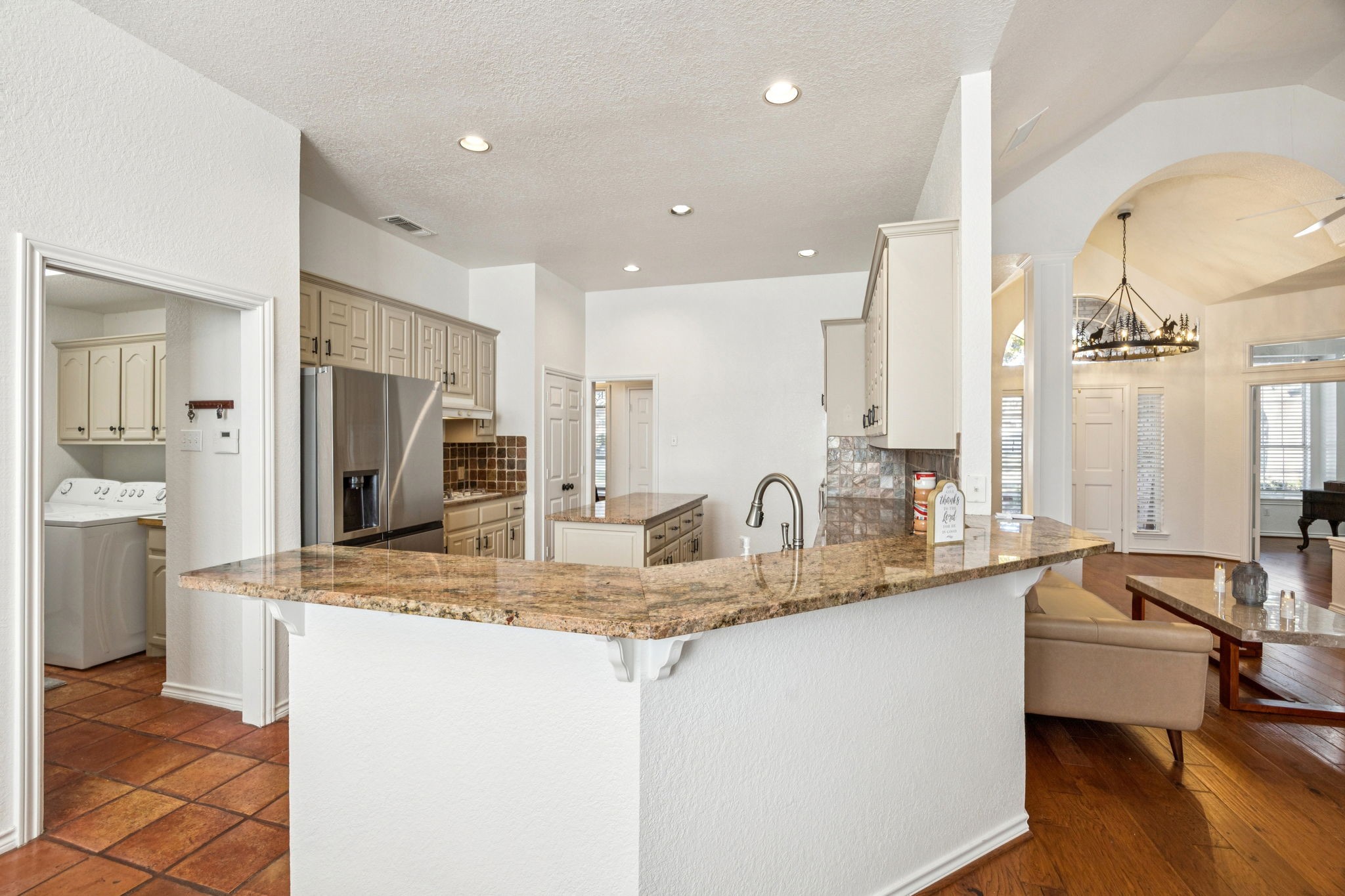 106 Hummingbird Lane