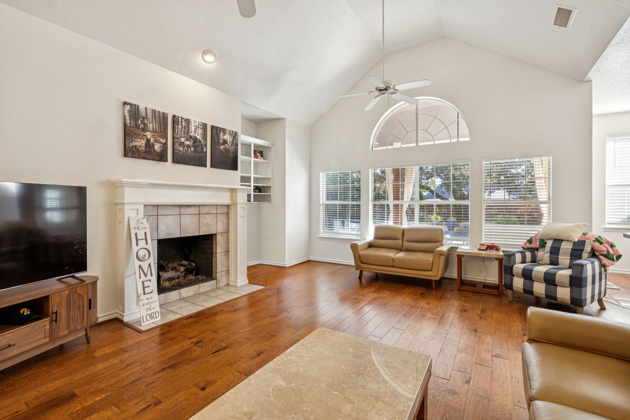 106 Hummingbird Lane