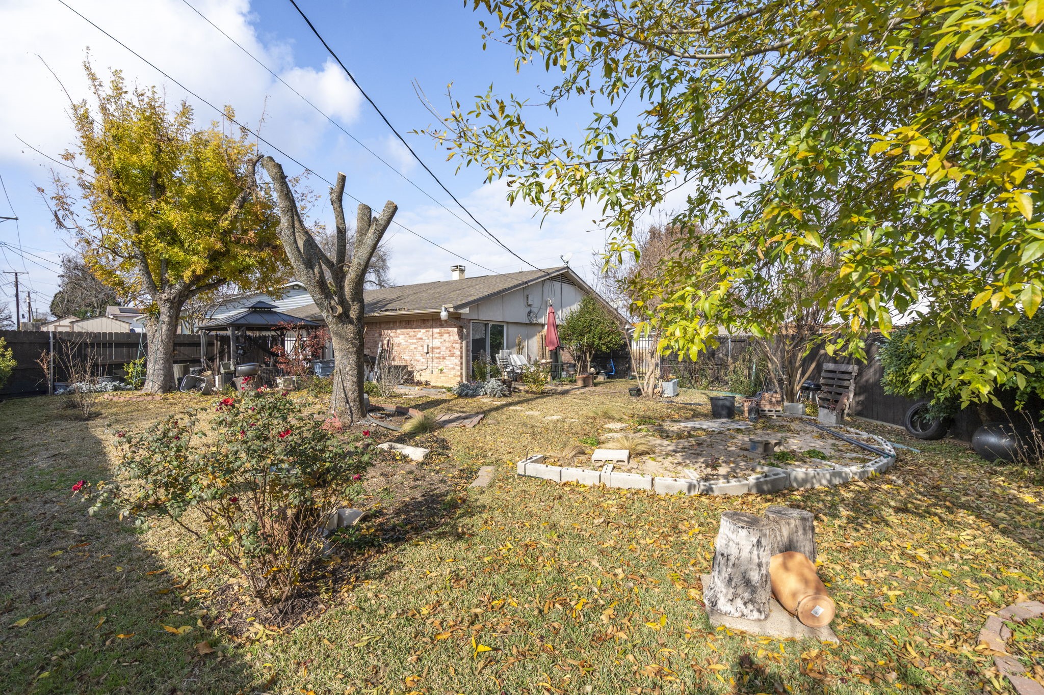 2706 Meadow Bluff Lane