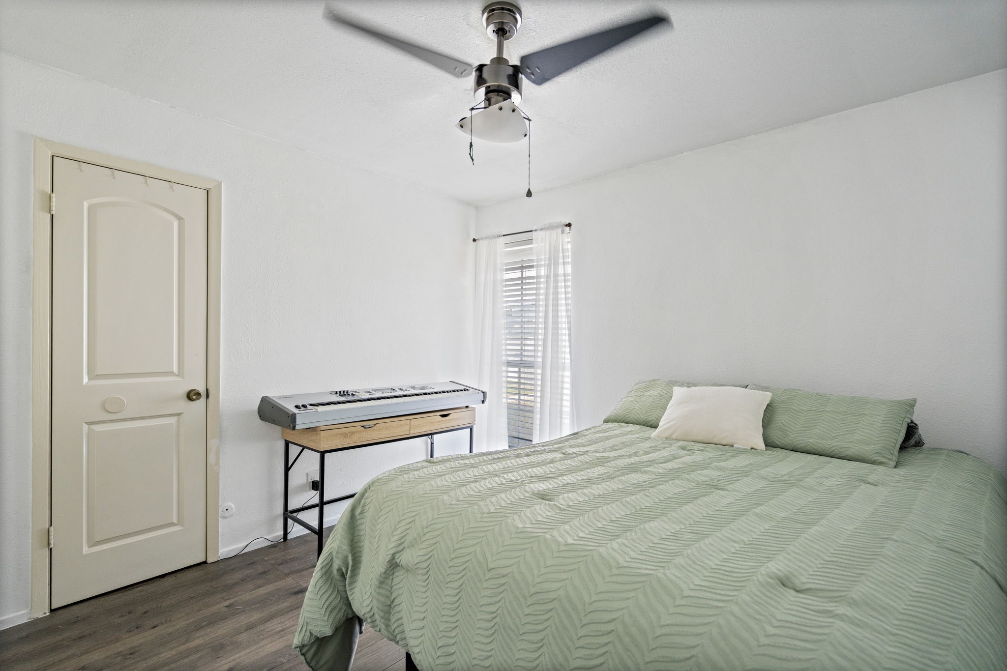 2706 Meadow Bluff Lane