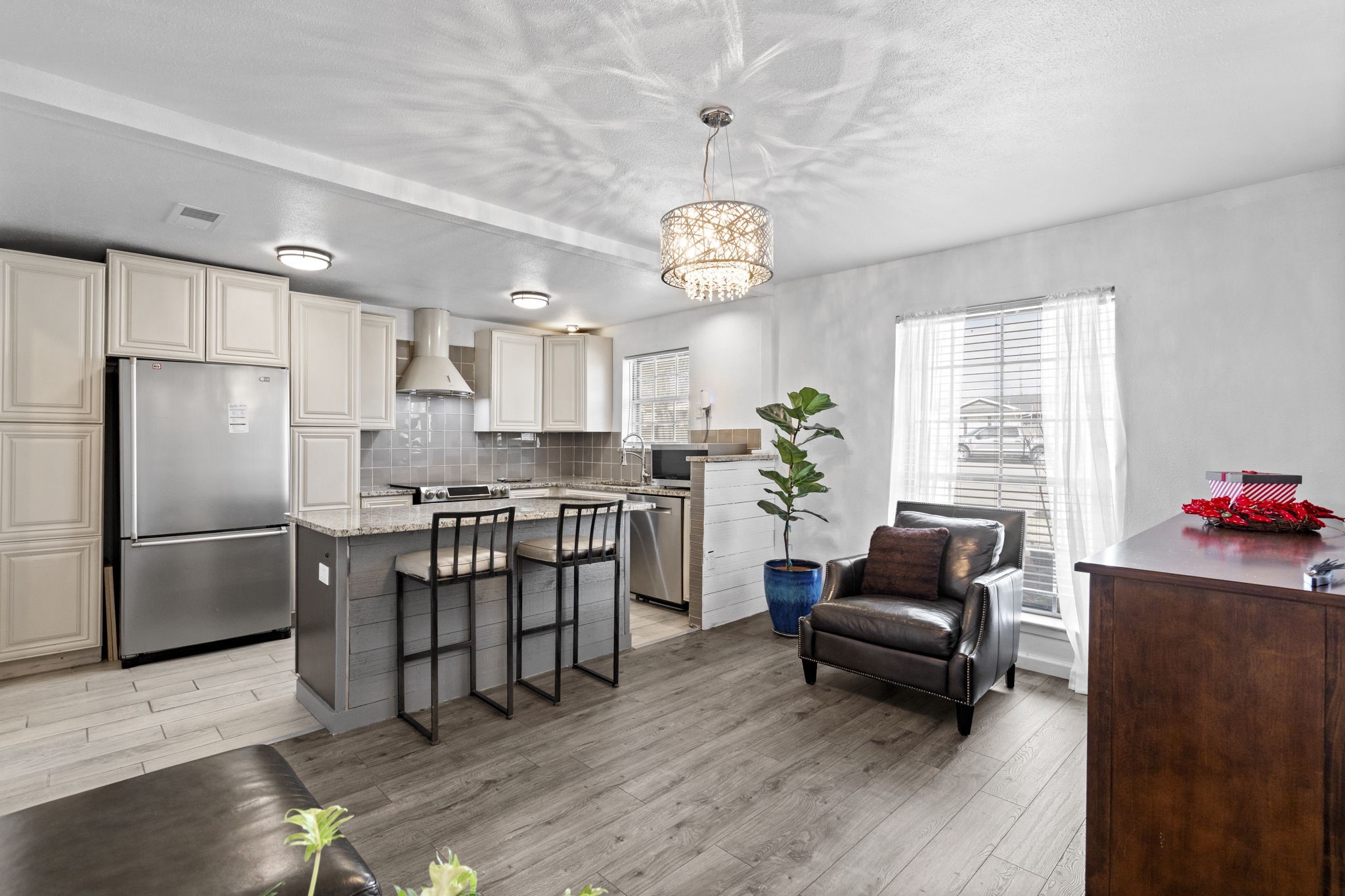 2706 Meadow Bluff Lane