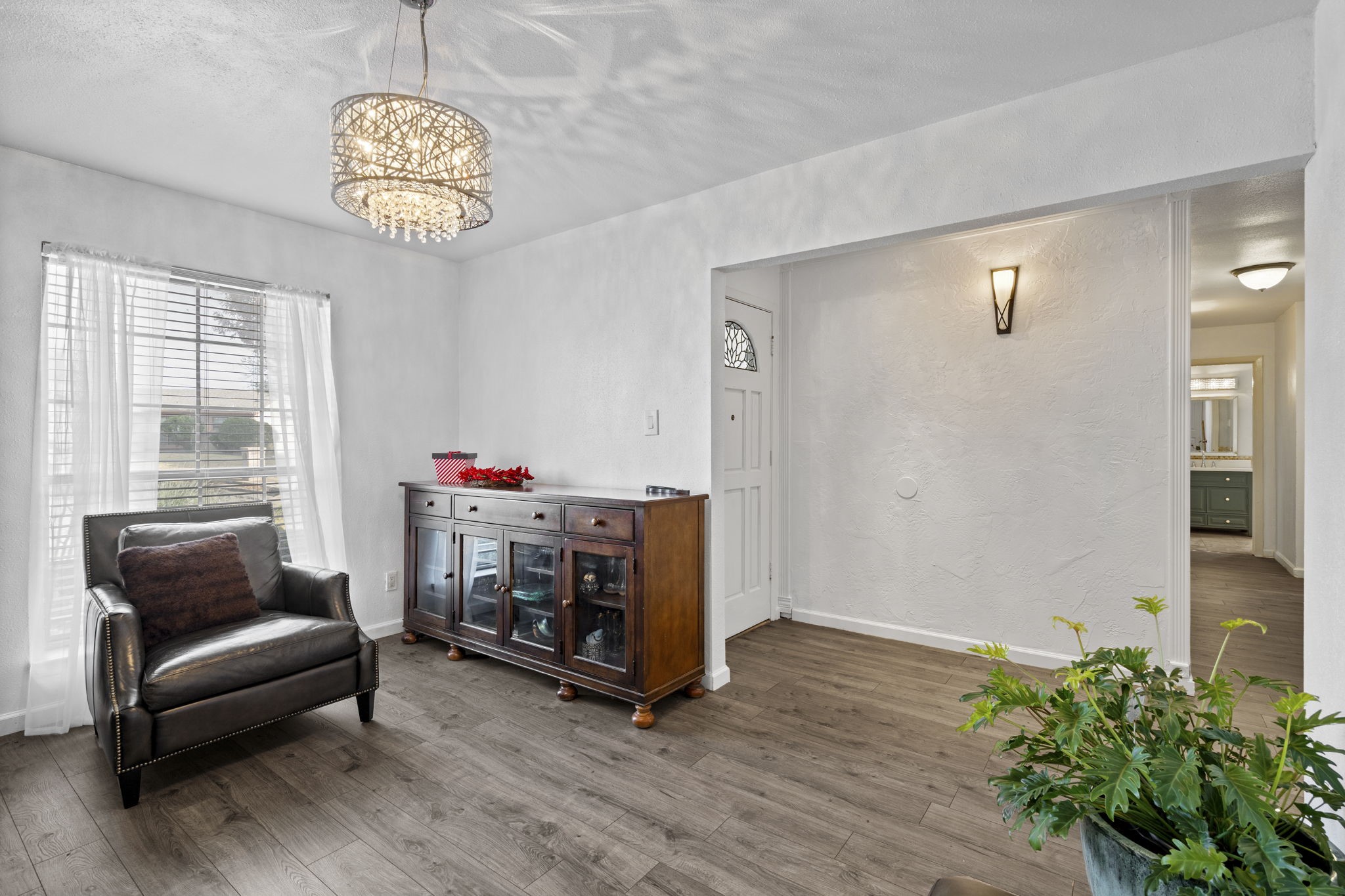 2706 Meadow Bluff Lane