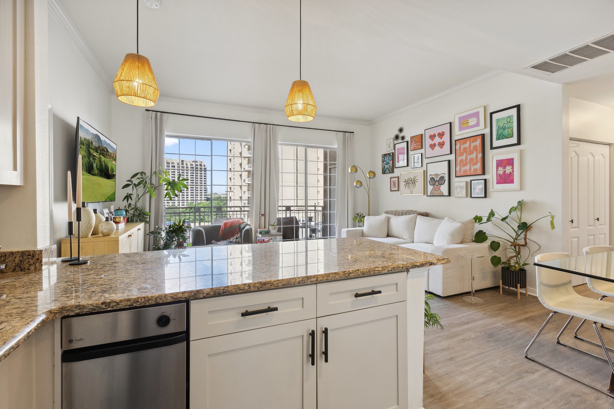 3225 Turtle Creek Boulevard 611