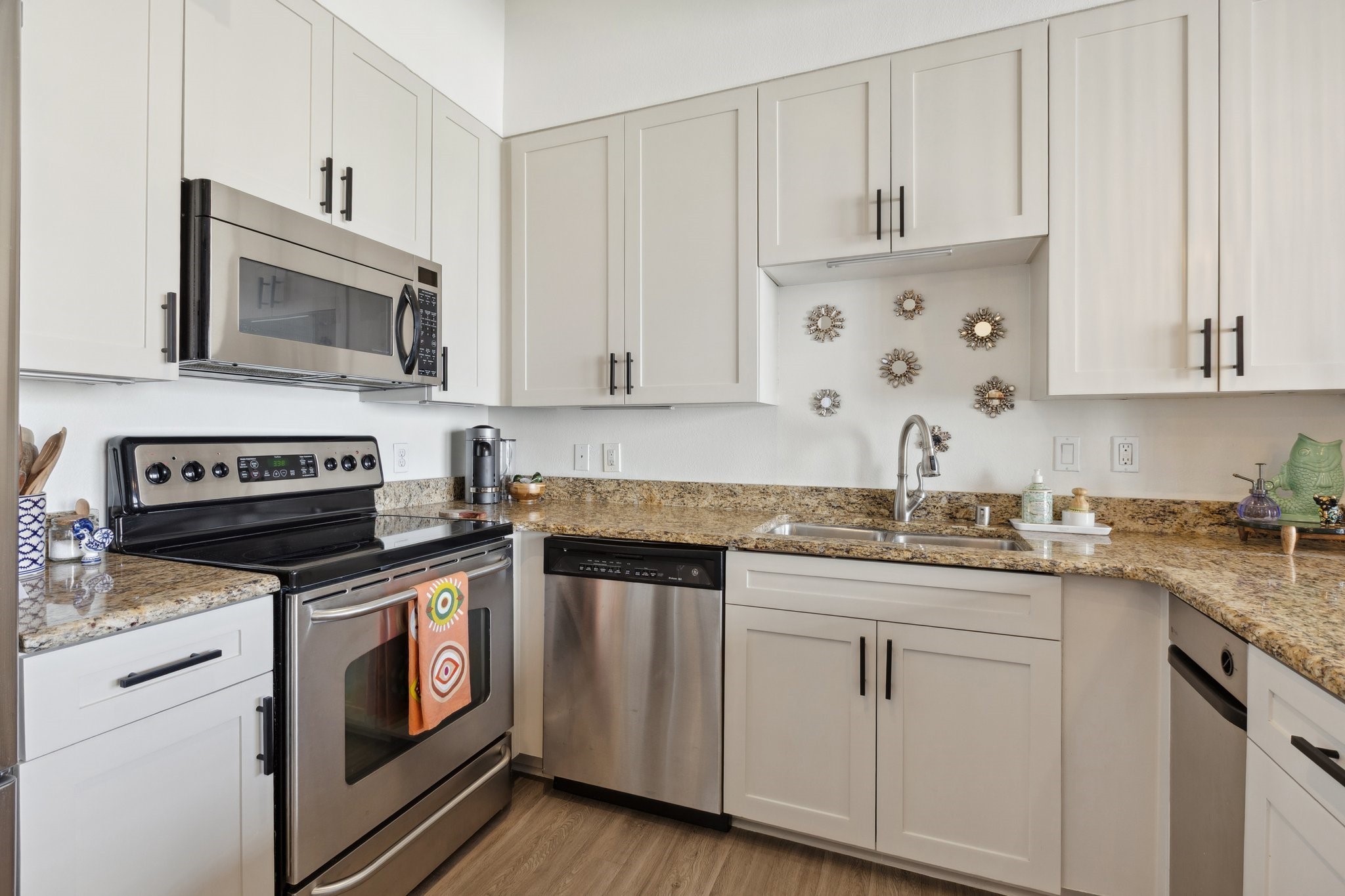 3225 Turtle Creek Boulevard 611