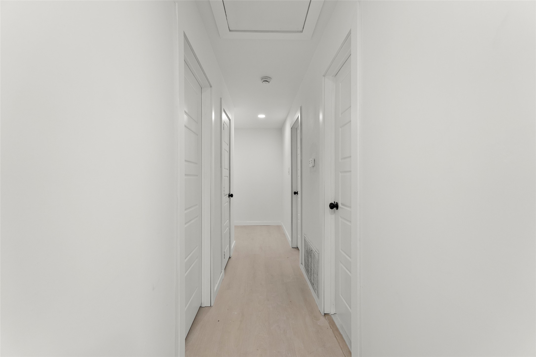 328 E Pleasant Road