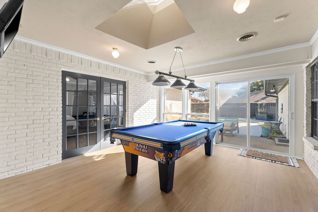 1114 Rainbow Drive