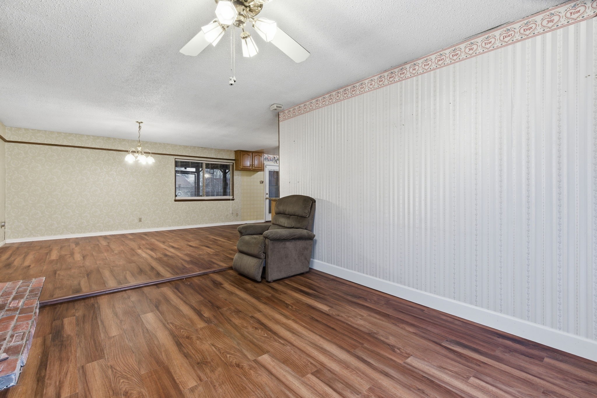 1224 Ashwood Drive