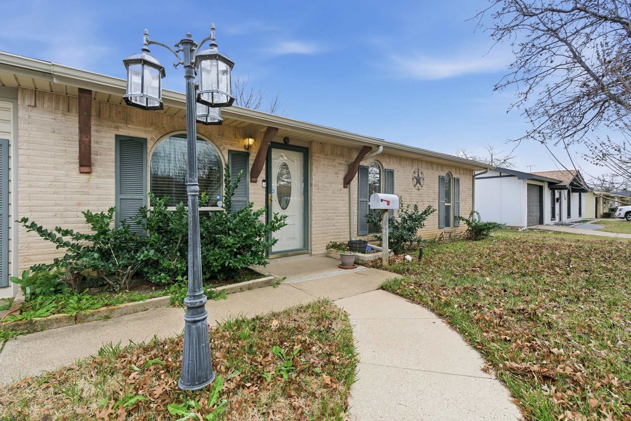 1224 Ashwood Drive