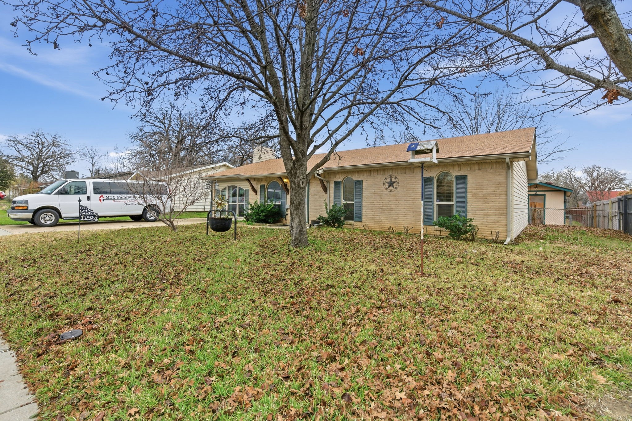 1224 Ashwood Drive