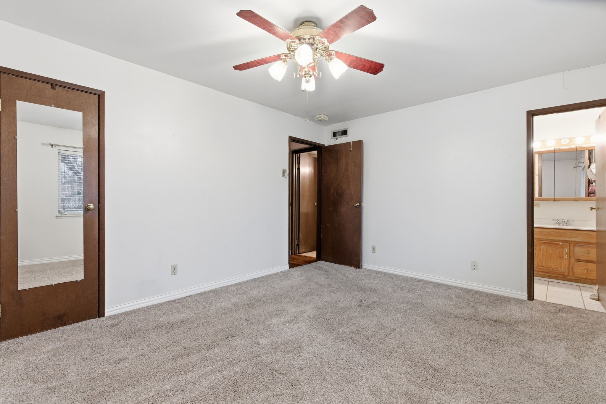 1224 Ashwood Drive