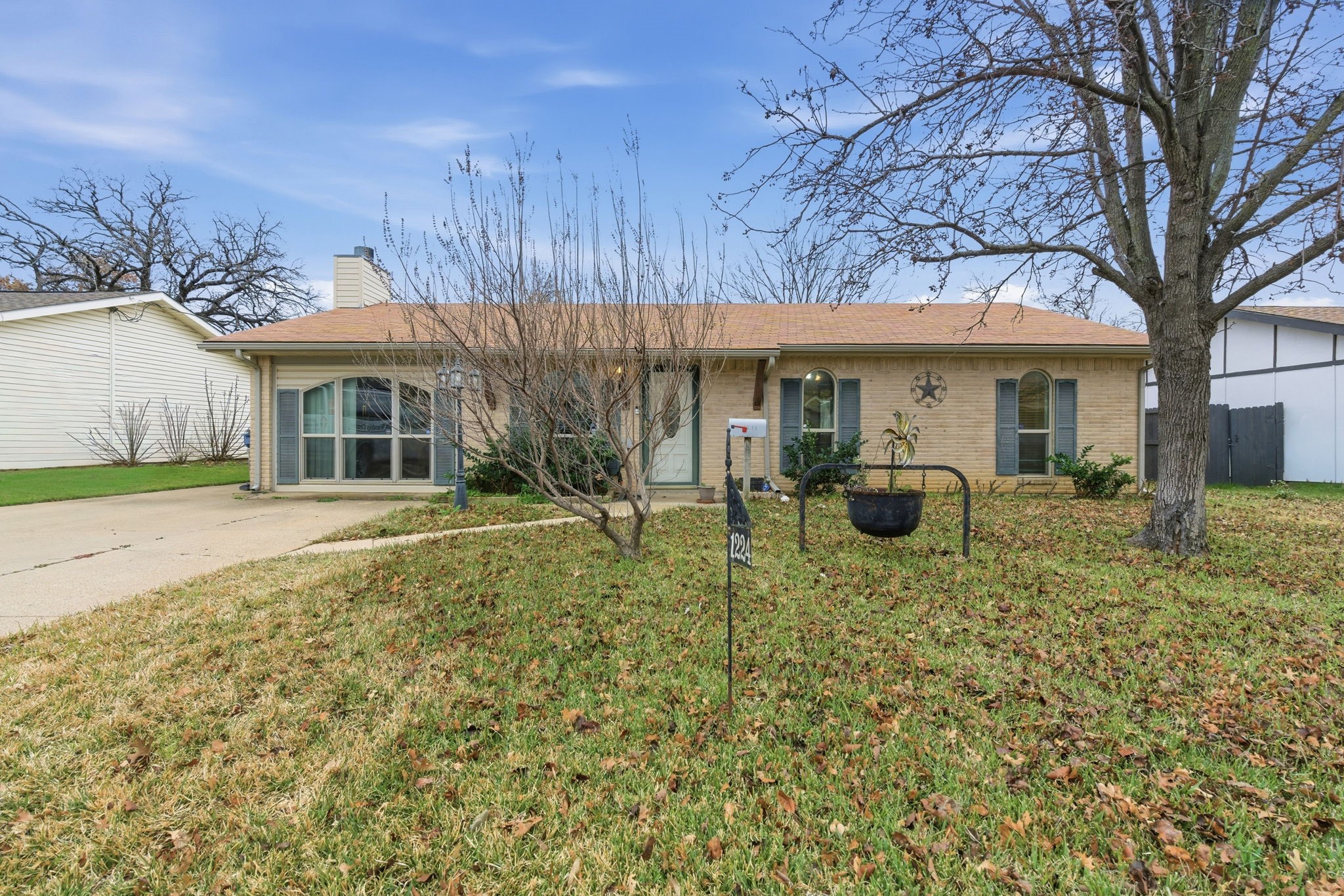 1224 Ashwood Drive