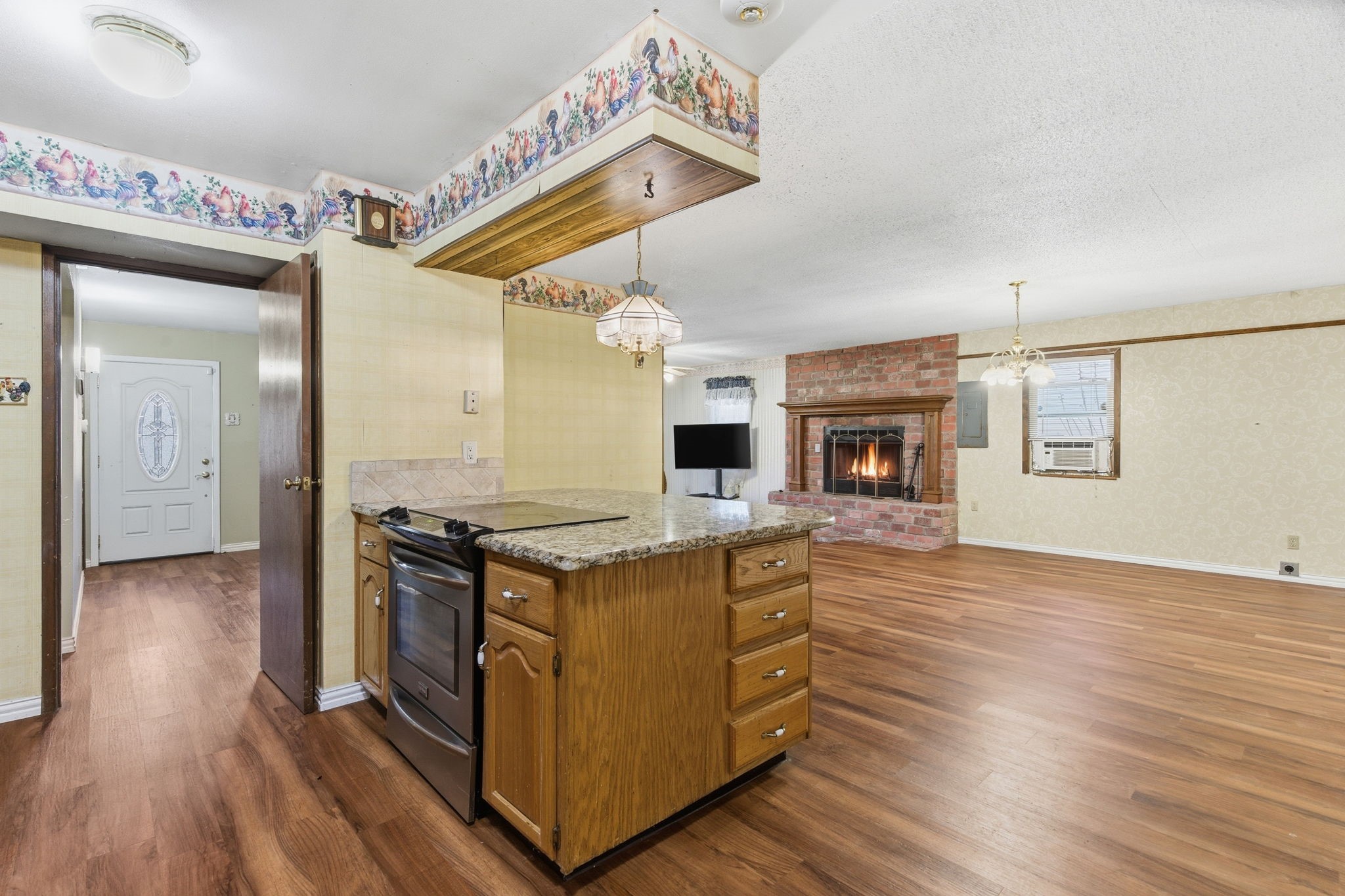1224 Ashwood Drive