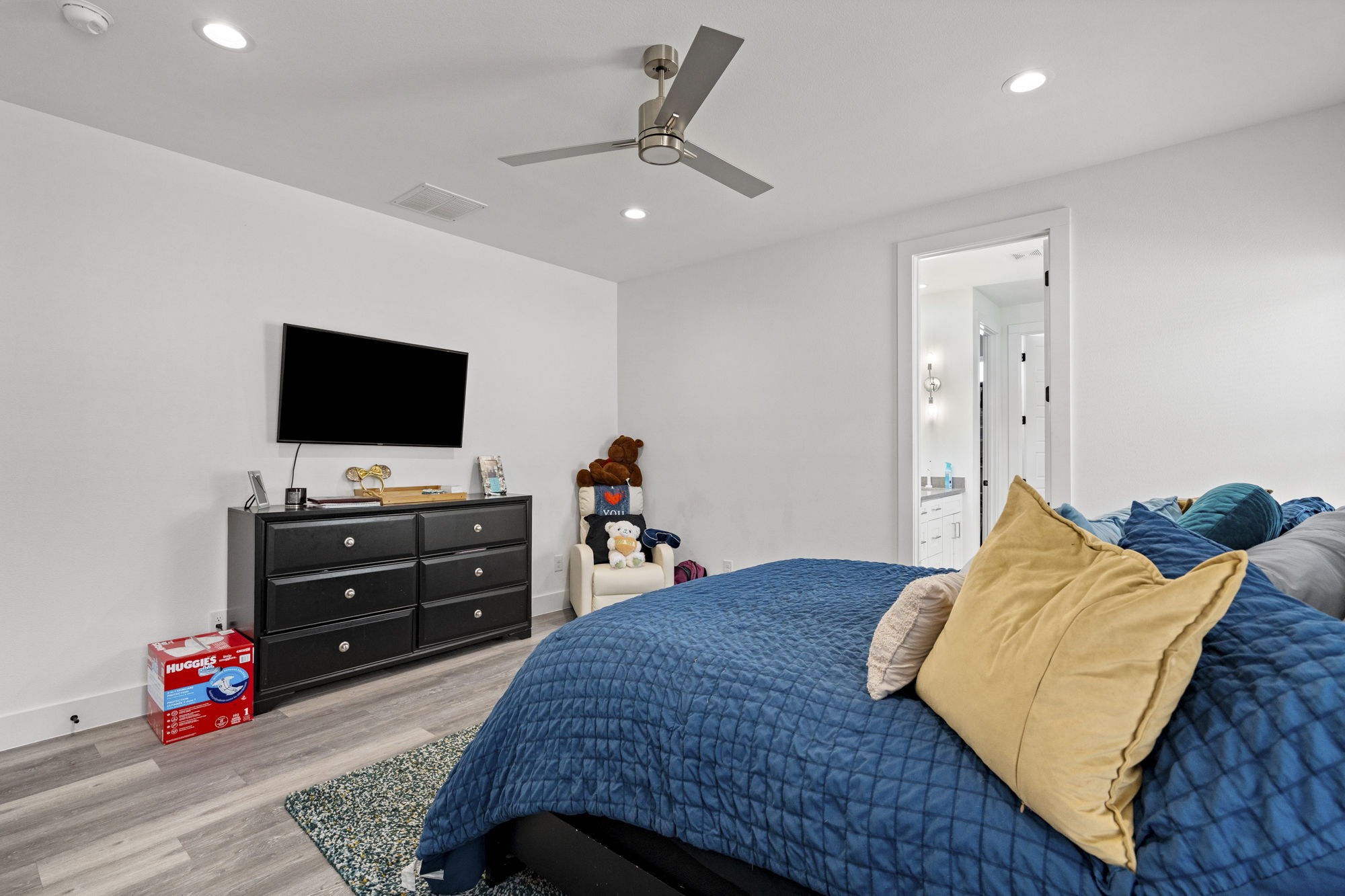 7722 Oak Garden Trail