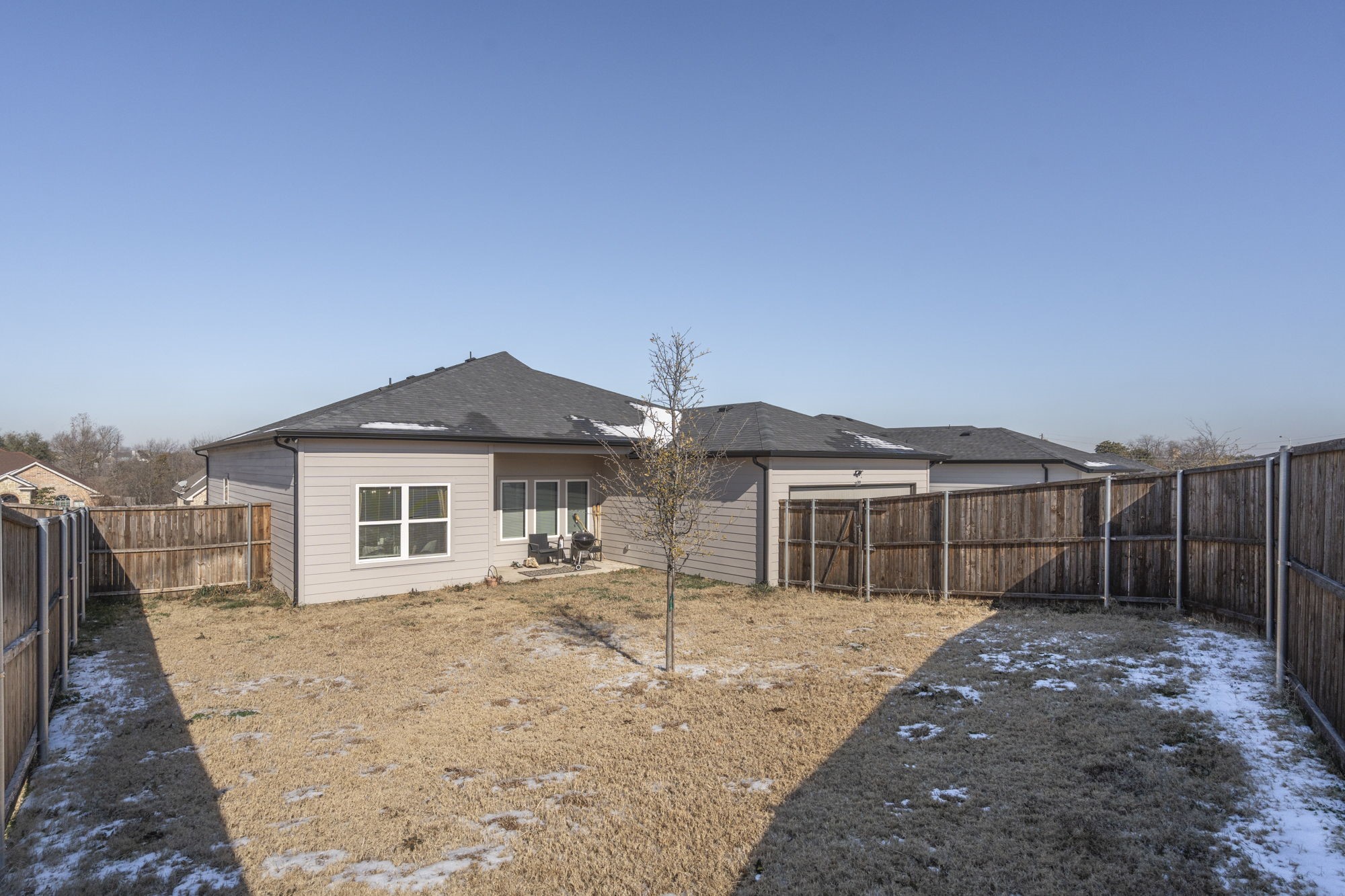 7722 Oak Garden Trail