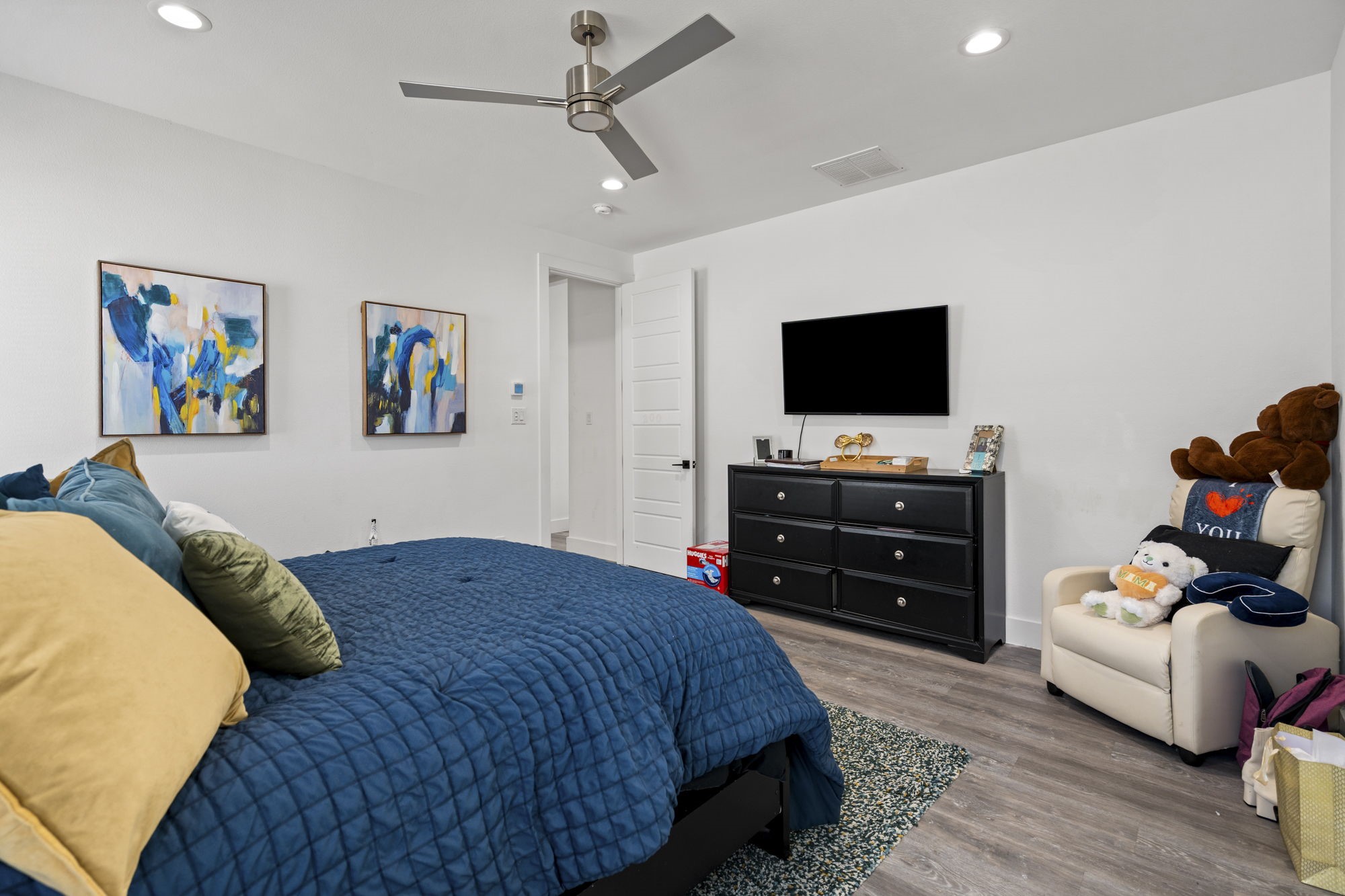 7722 Oak Garden Trail