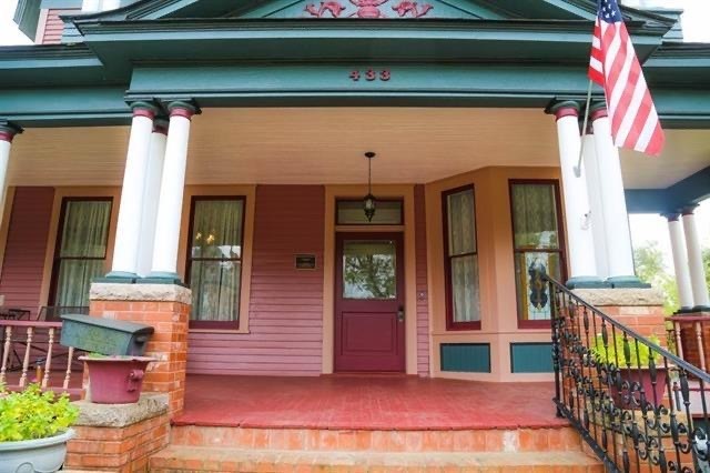 433 W Washington Street